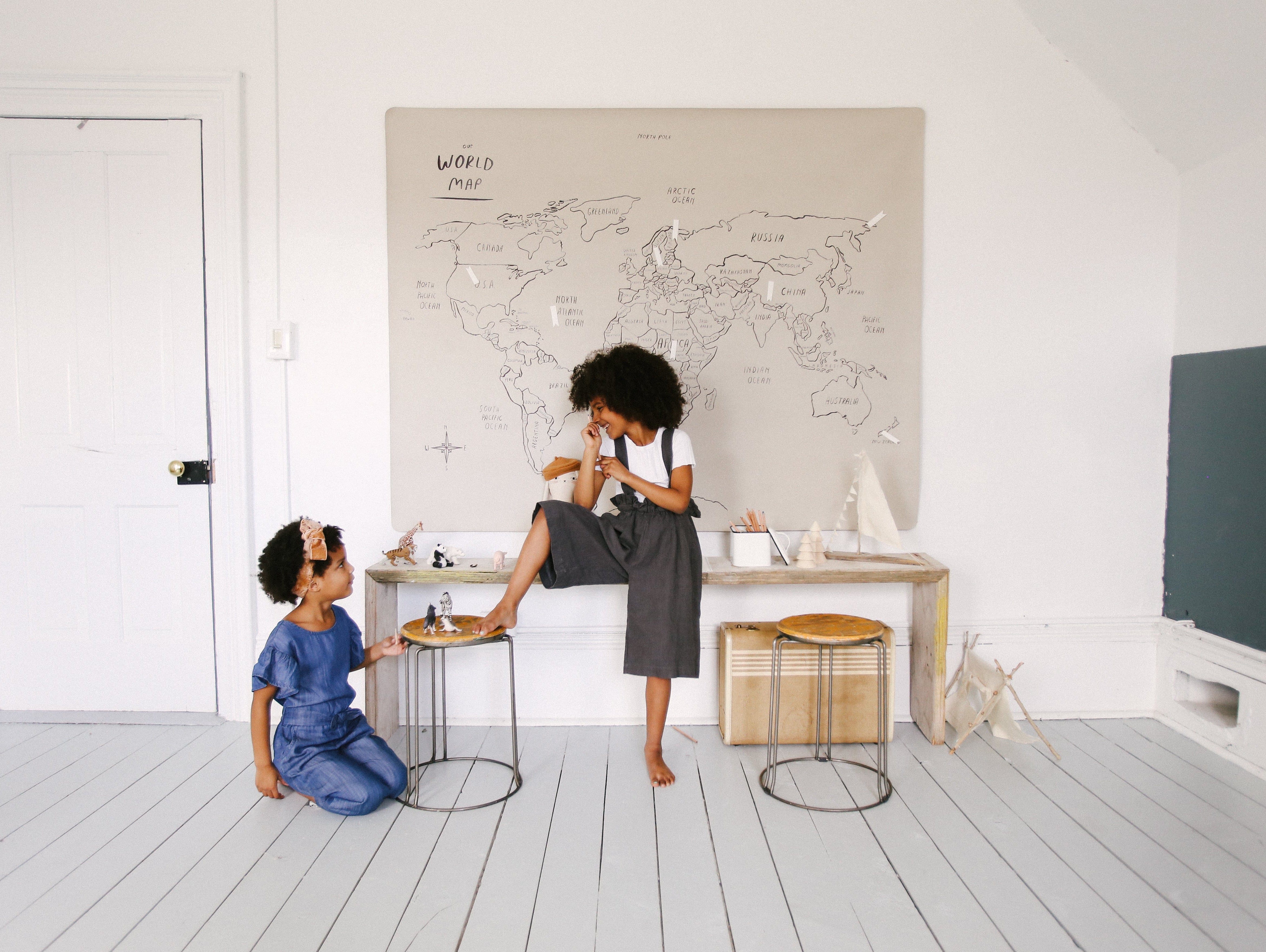 How to Hang Your World Map