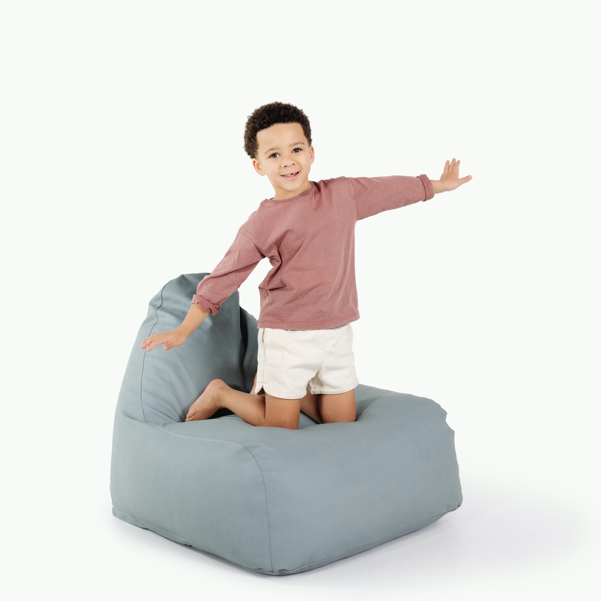Amalfi (on sale)@little boy playing on the lounger