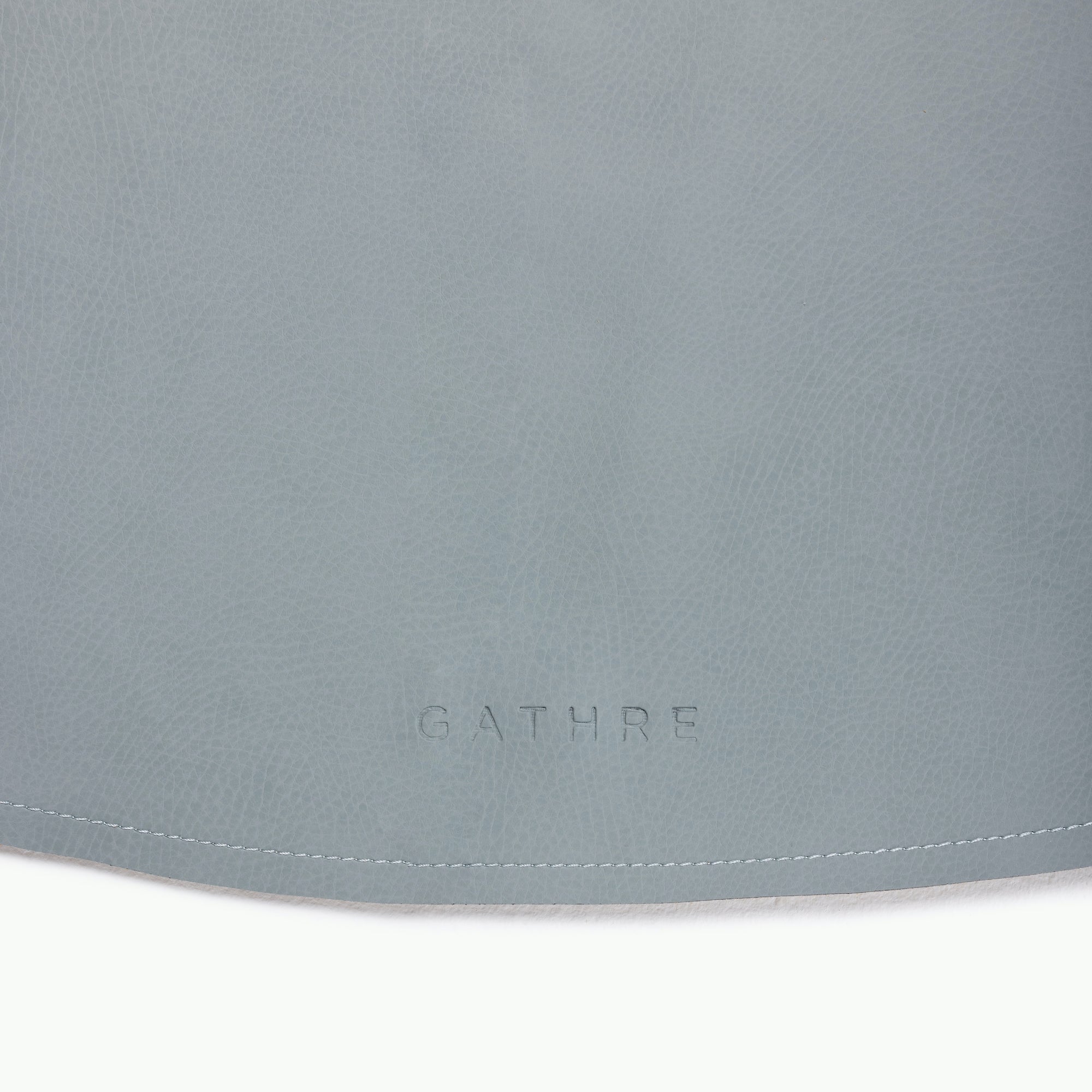 Amalfi (on sale) / Circle@deboss detail