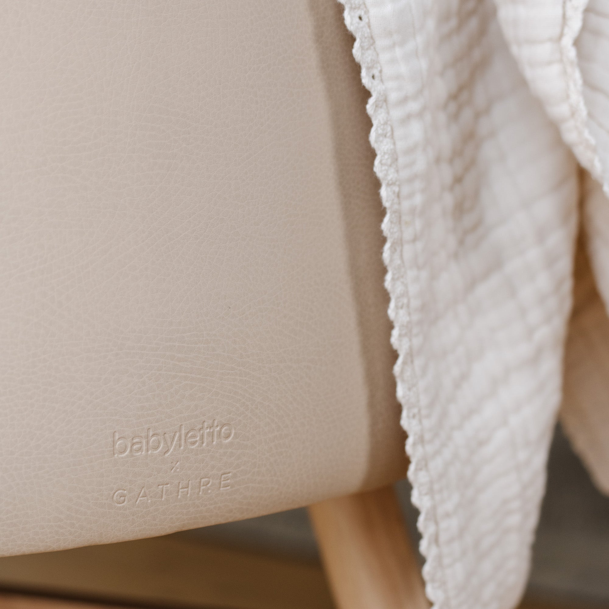 Millet@close up of Millet Bassinet Logo