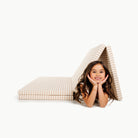 Cafe Stripe@kids playing with the cafe stripe tumbling mat