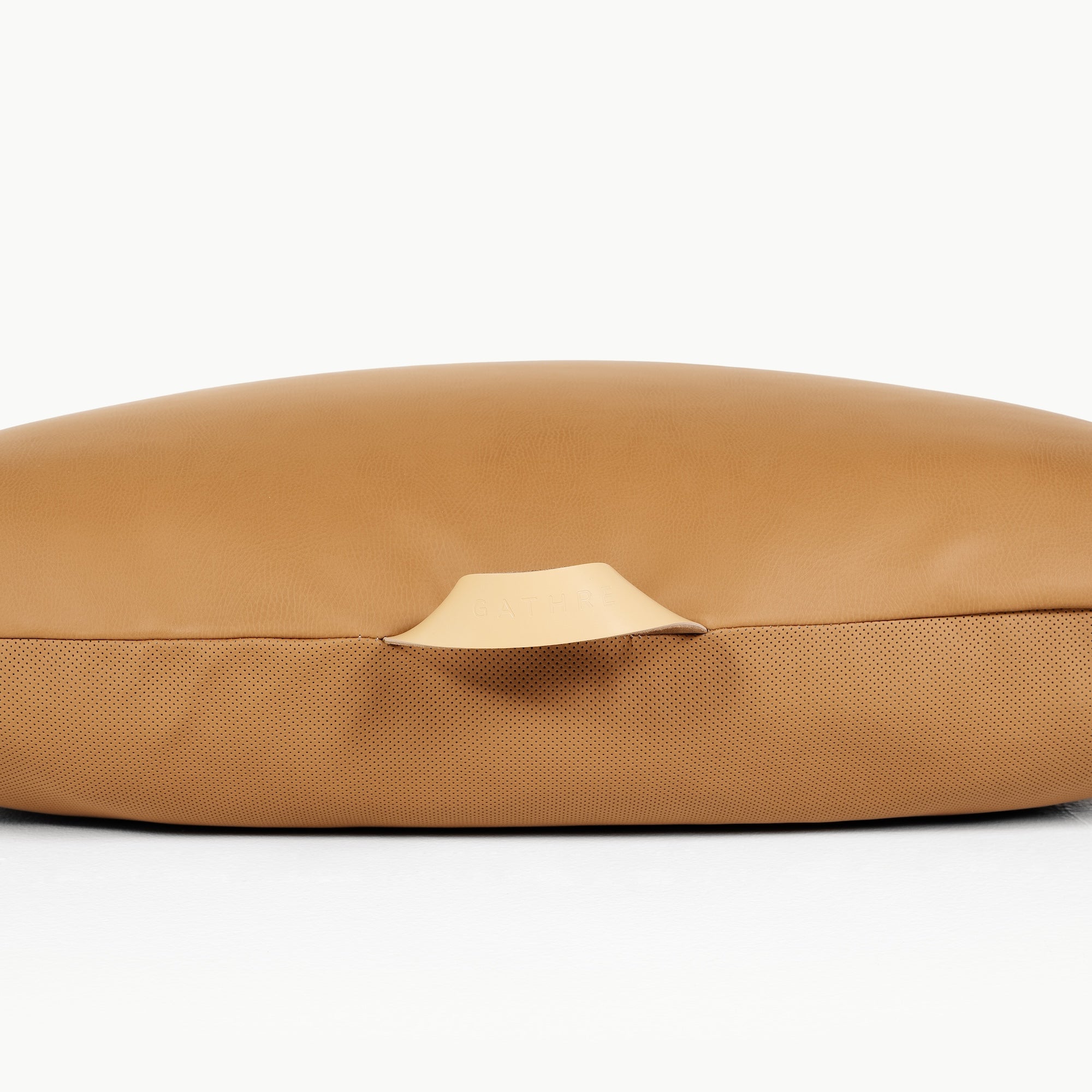 Camel / Square@handle detail of floor cushion