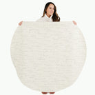 Cantata (on sale)@woman holding mat