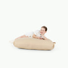 Créme (on sale) / Square@girl sitting on cushion