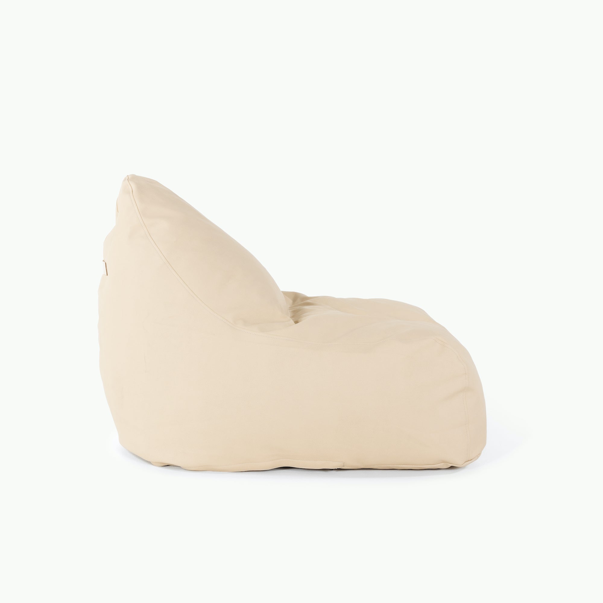 Créme (on sale)@side shot of lounger