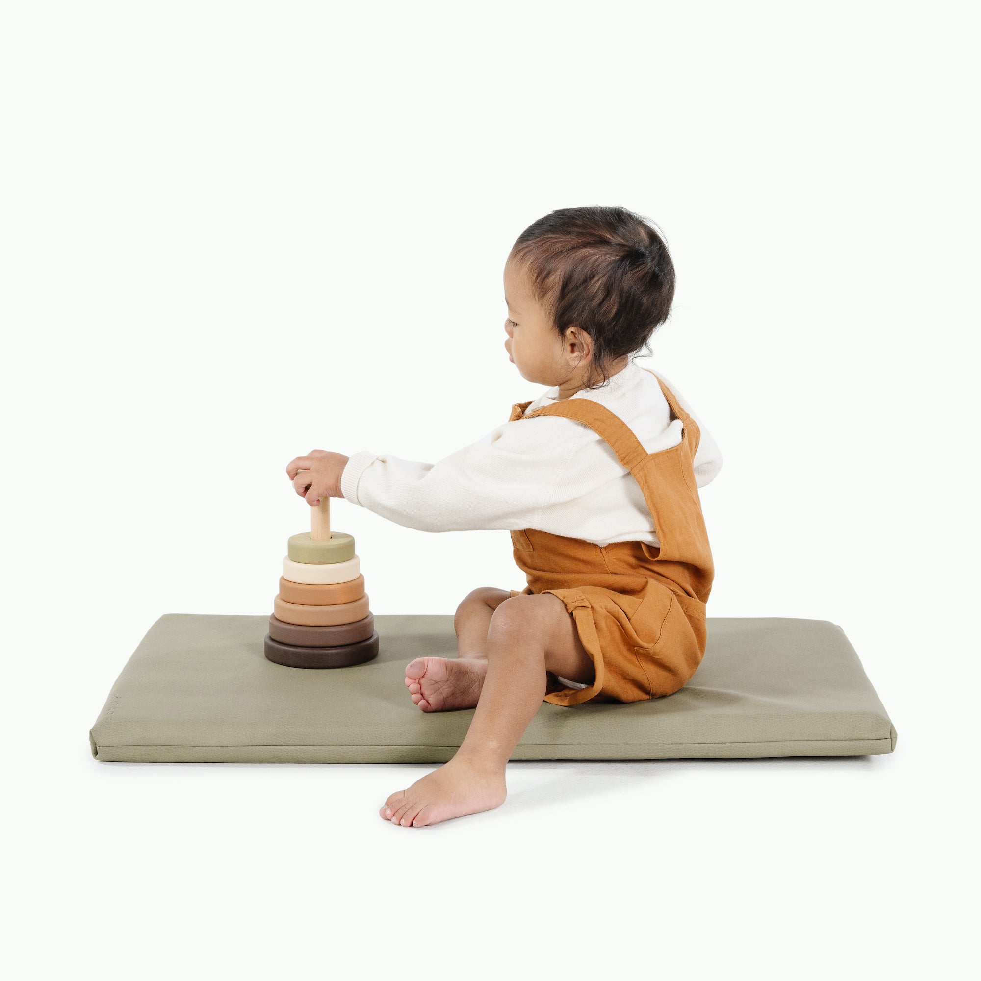 Fern (on sale)@baby sitting on the fern padded micro+