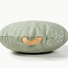 Flora / Circle@handle detail on mini cushion