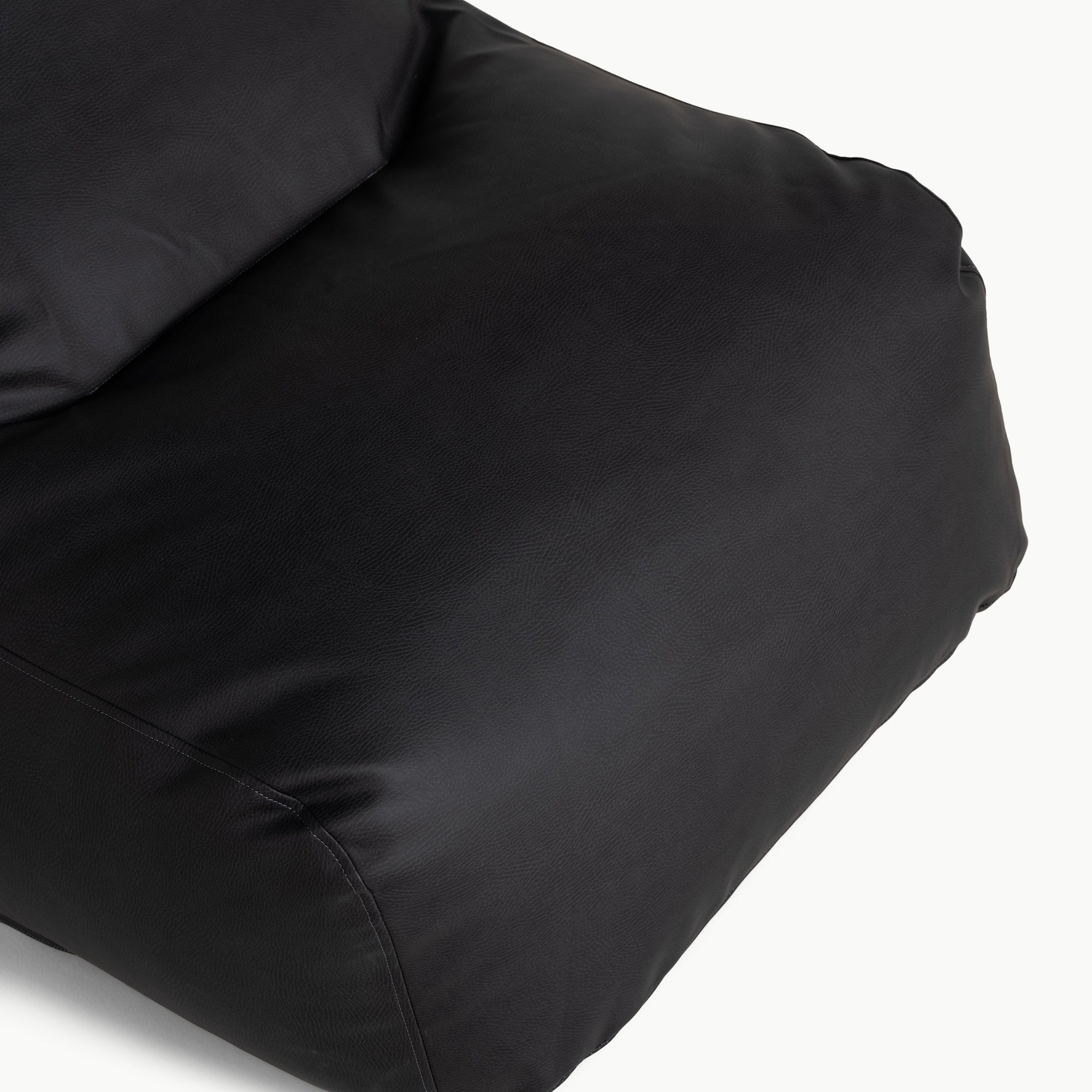 Raven (on sale)@detail image of seat of lounger