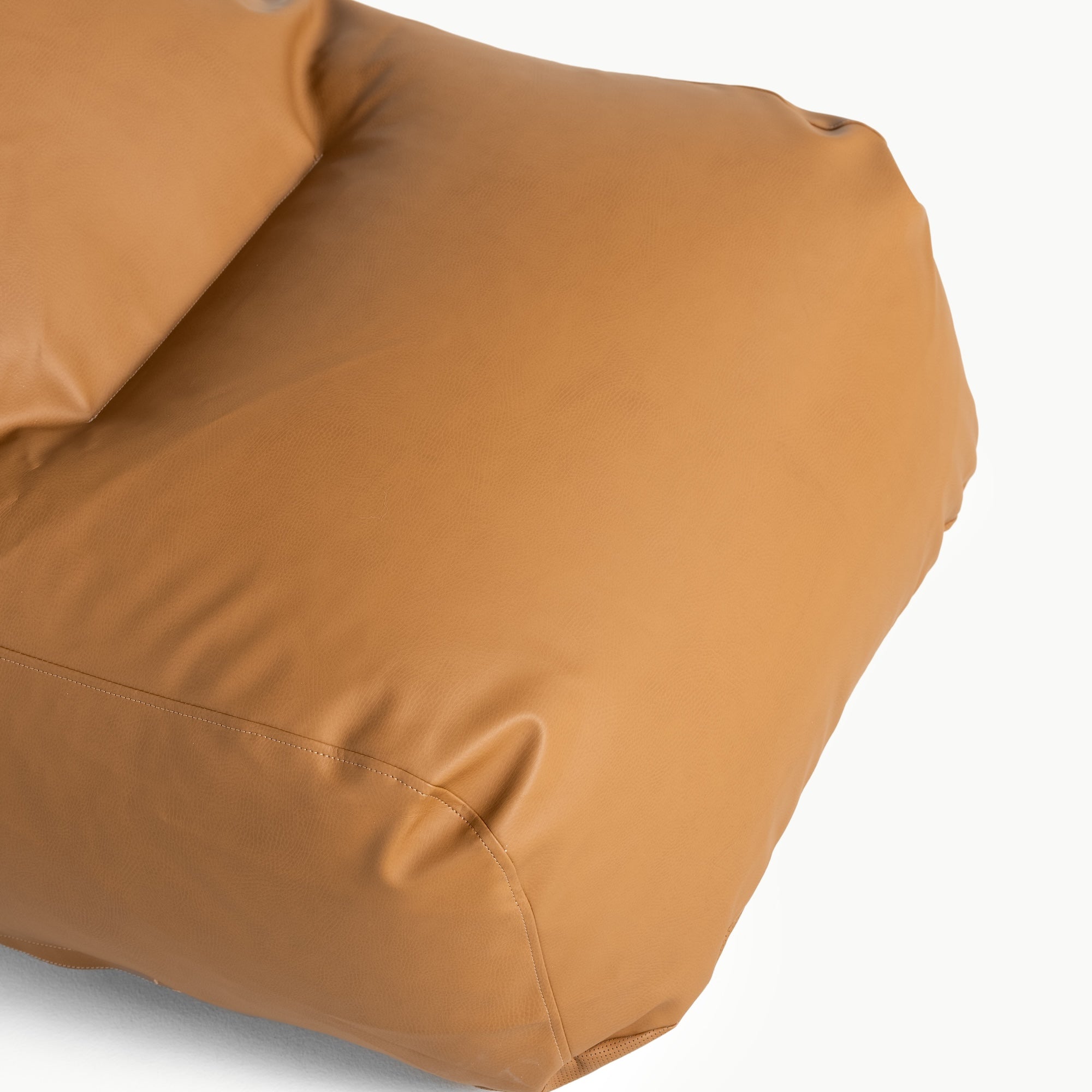 Camel@detail image of lounger