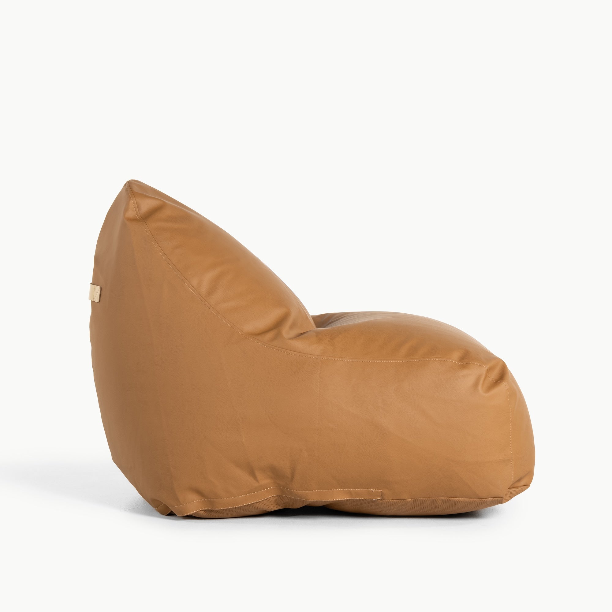 Camel@side profile of lounger