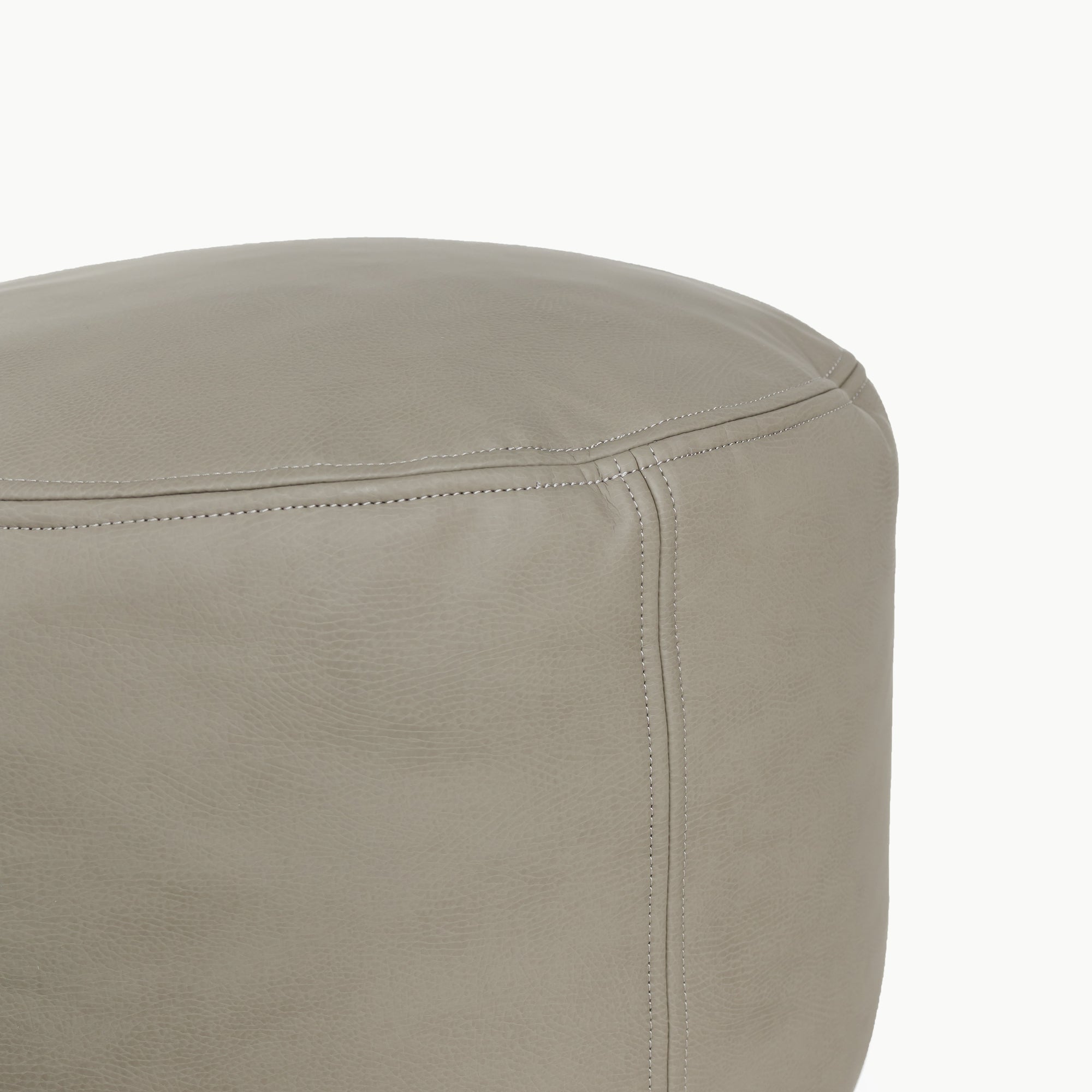 Grove (on sale)@seams on the grove circle pouf