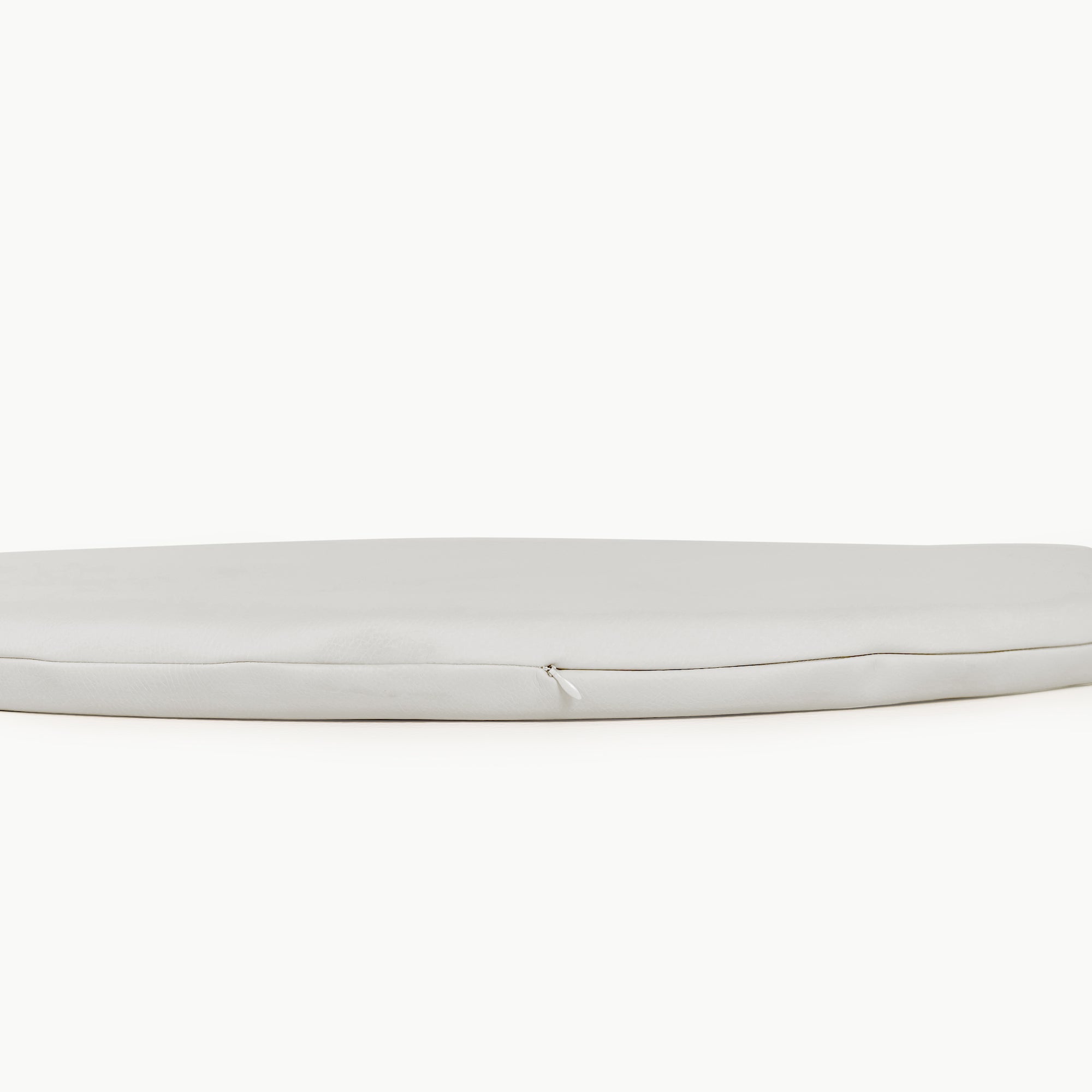 Gull (on sale) / Circle@zipper detail on gull padded mini