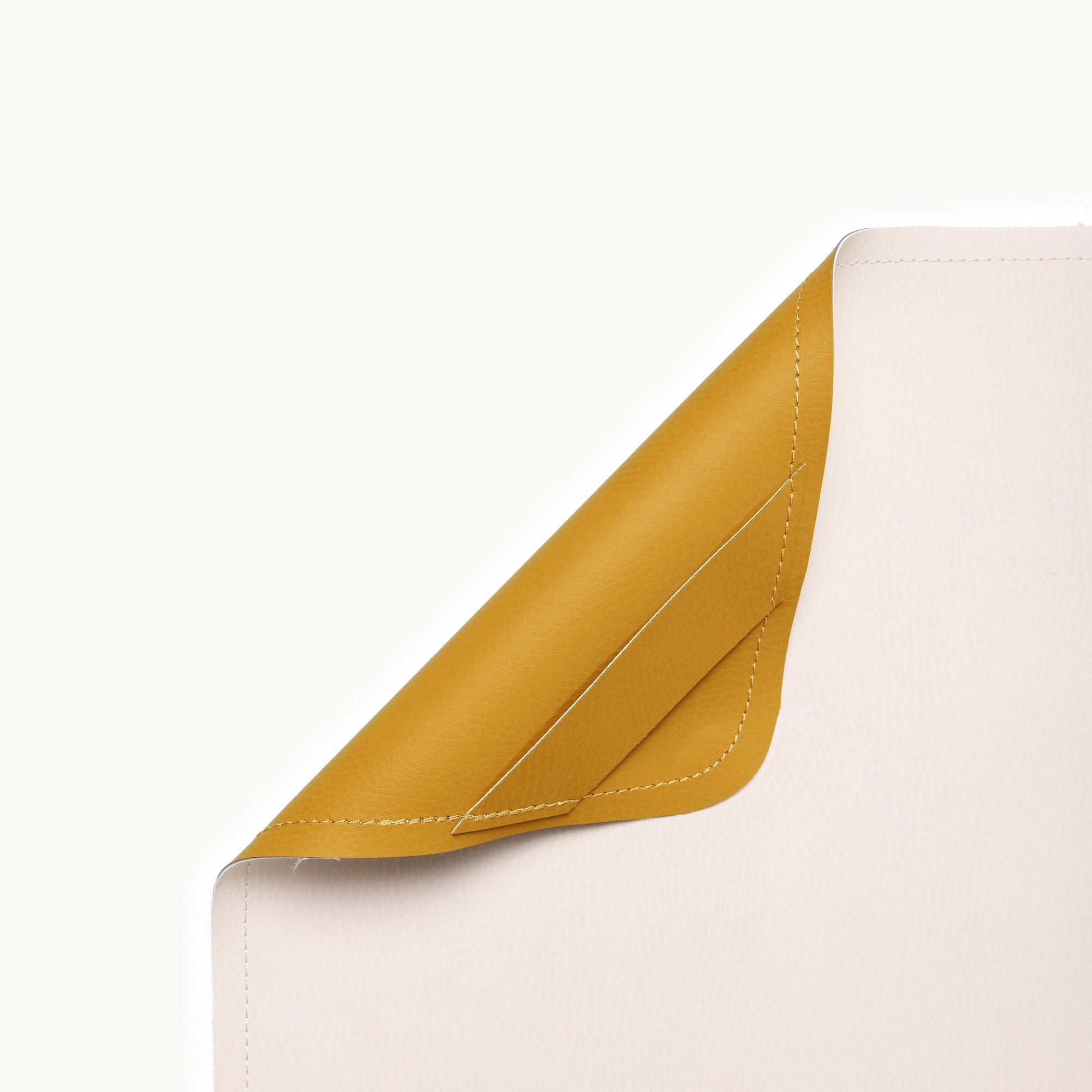 Saffron • Ivory@detail image of saffron and ivory