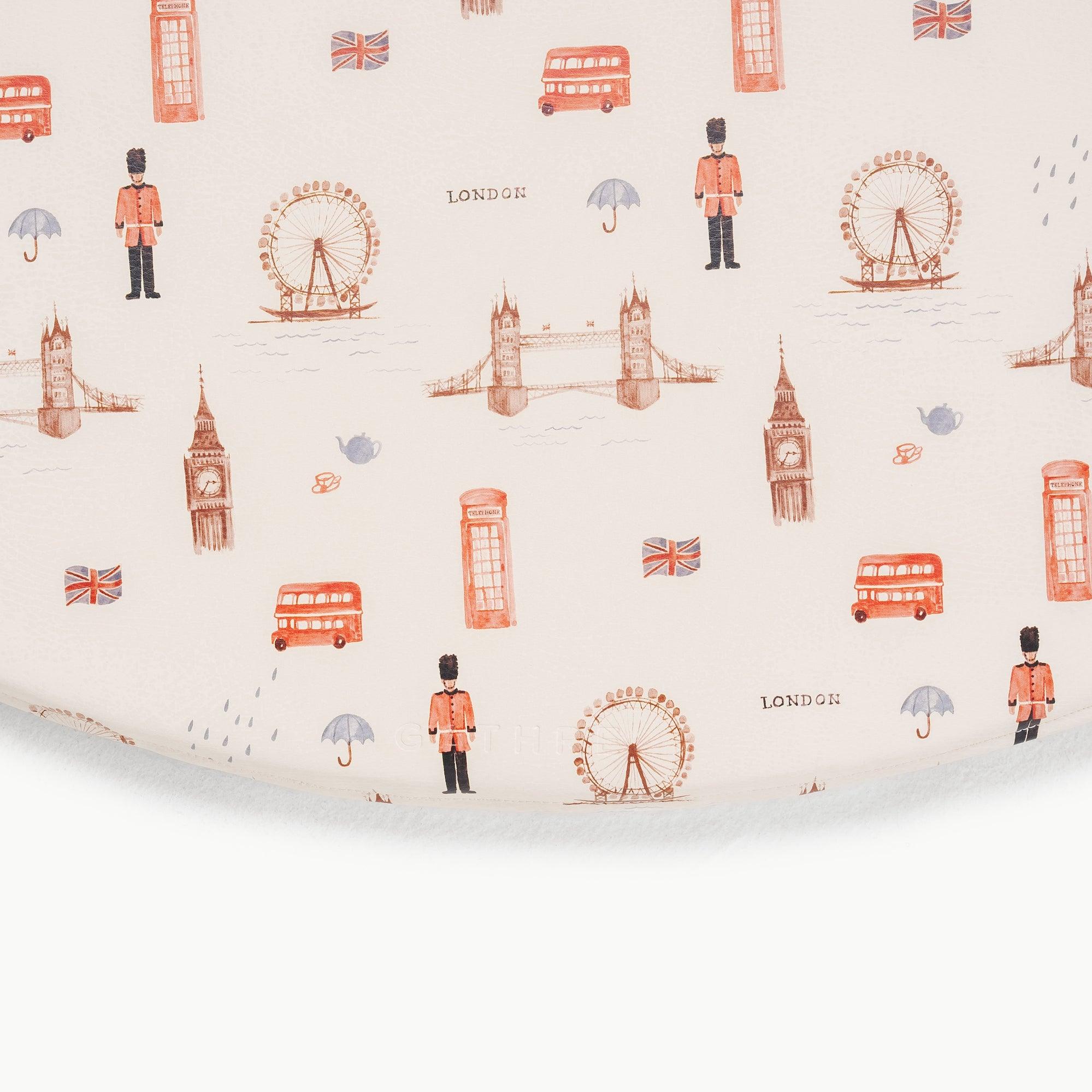 London / Circle@gathre deboss on the london padded circle mat