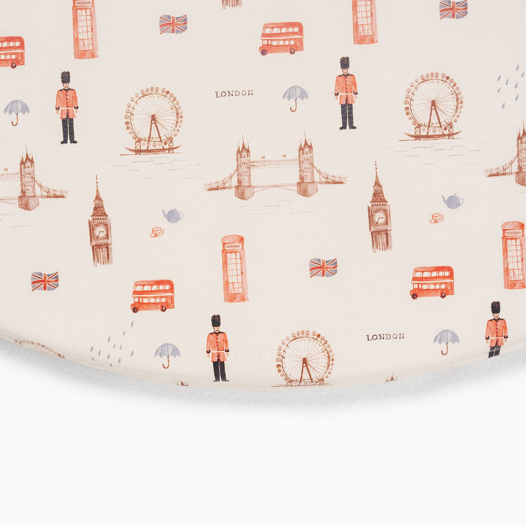 London / Circle@gathre deboss on the london padded circle mat