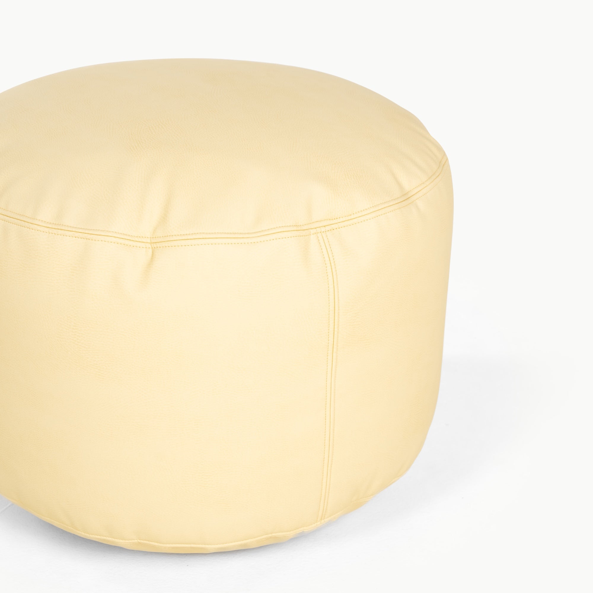 Mellow@seam detail on circle pouf