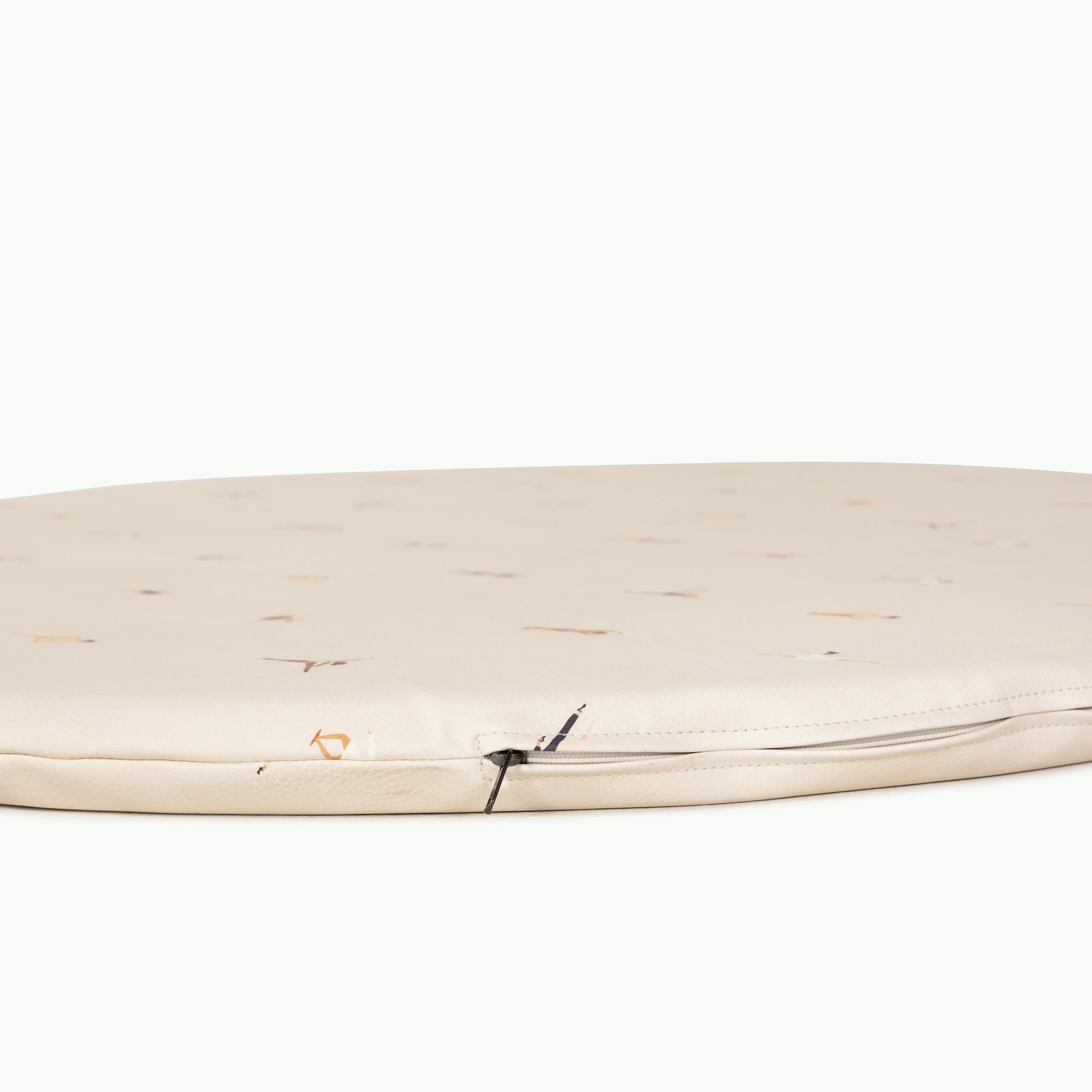 Petite Dancer (on sale) / CIrcle