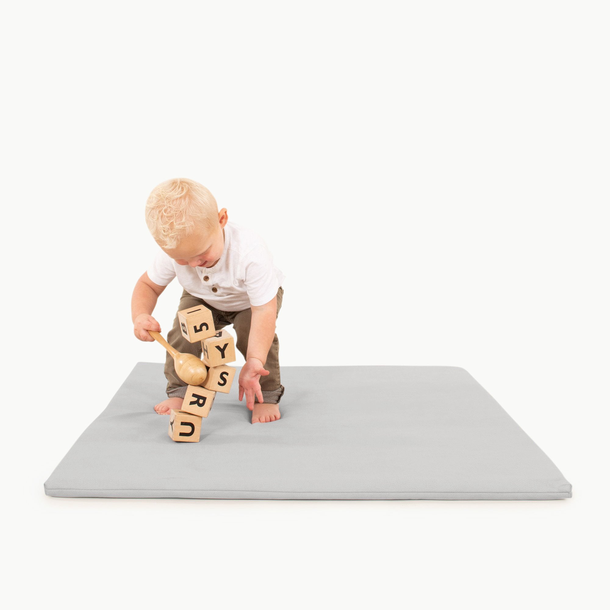 Pewter (on sale) / Square@kid playing on the padded mini square pewter mat