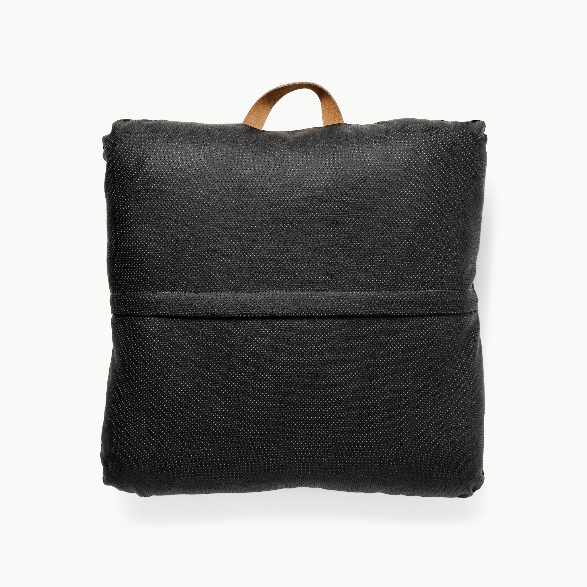 Raven (on sale) / Square@back detail on the Raven Mini Square Floor Cushion