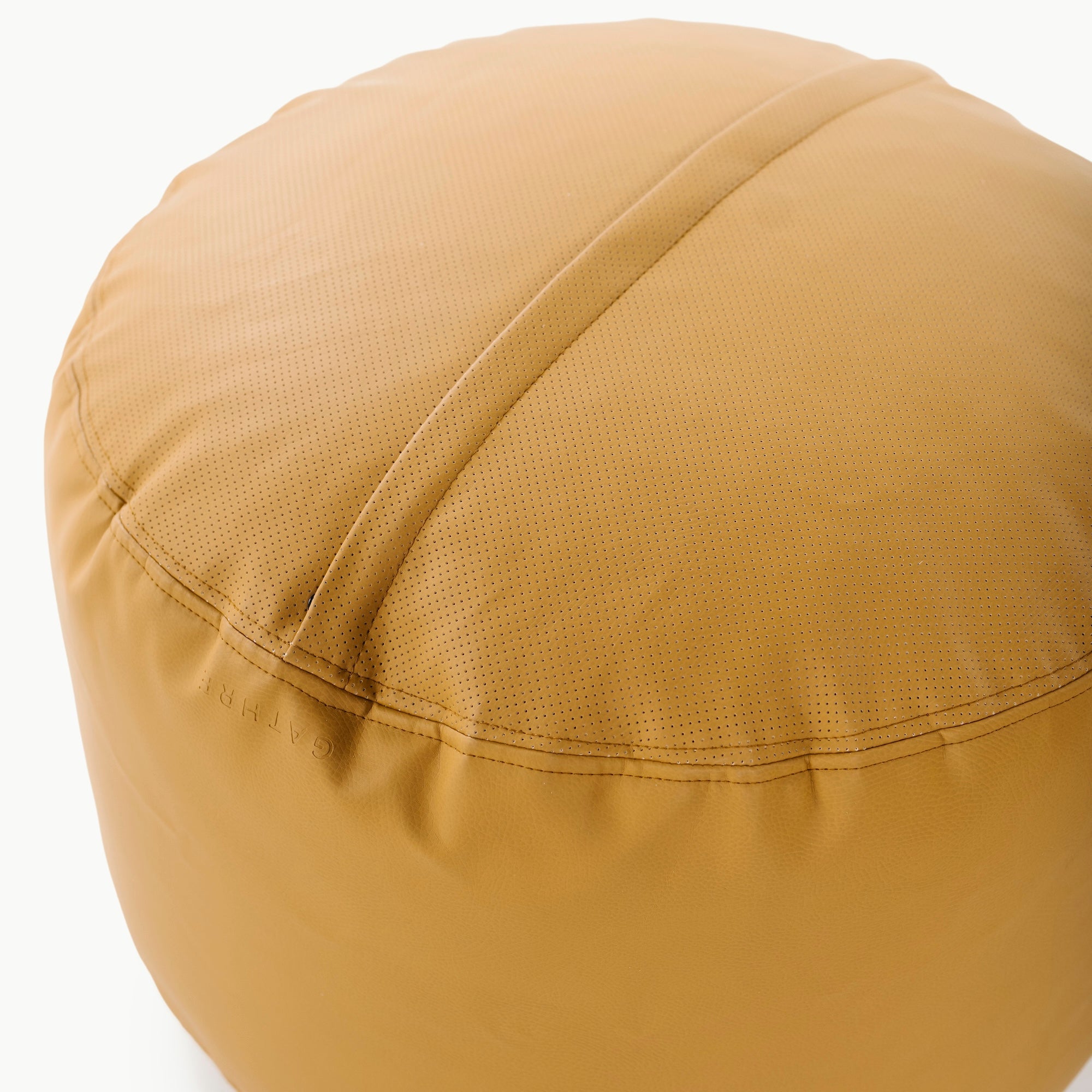 Saffron@zipper detail on pouf