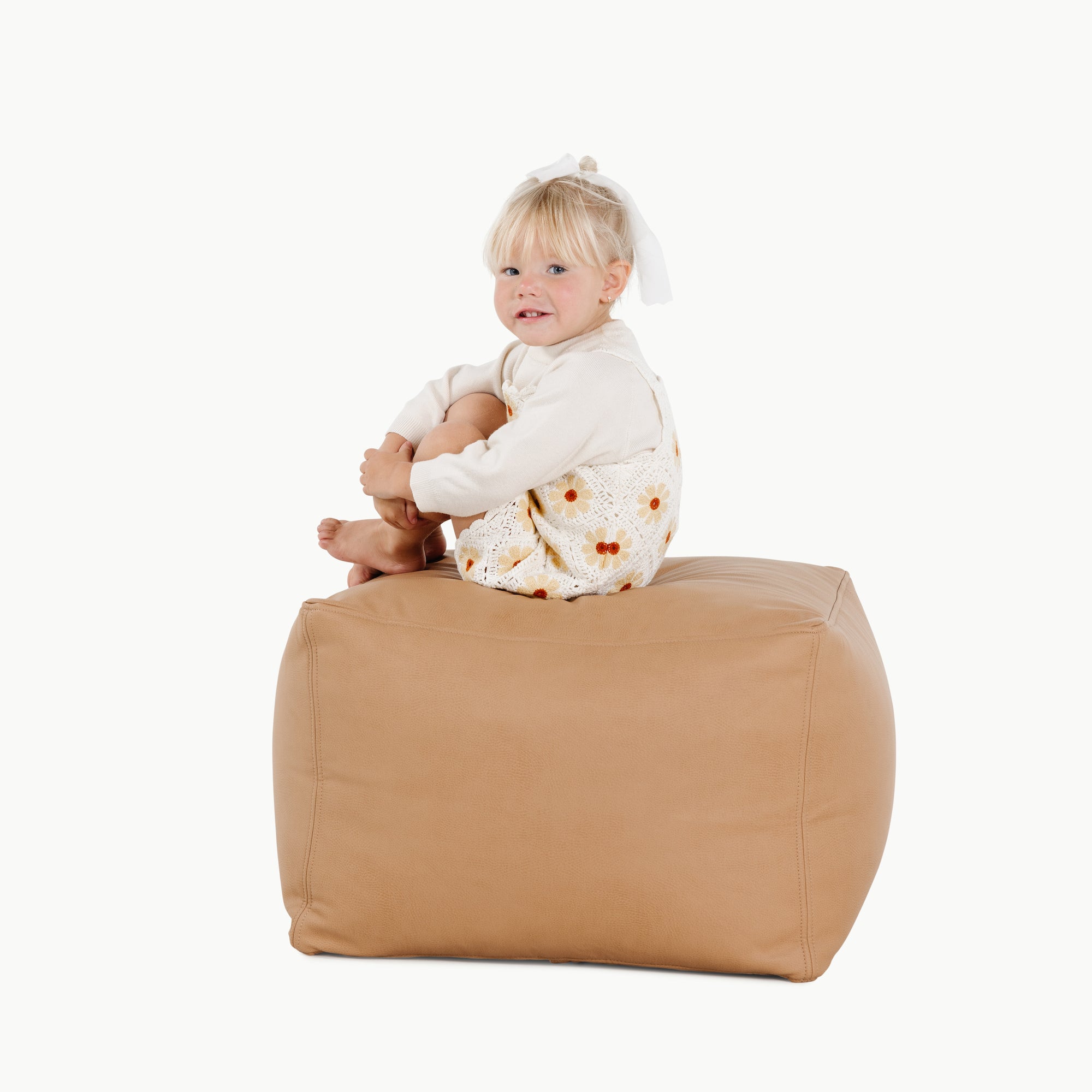 Terra (on sale)@kid on the terra square pouf
