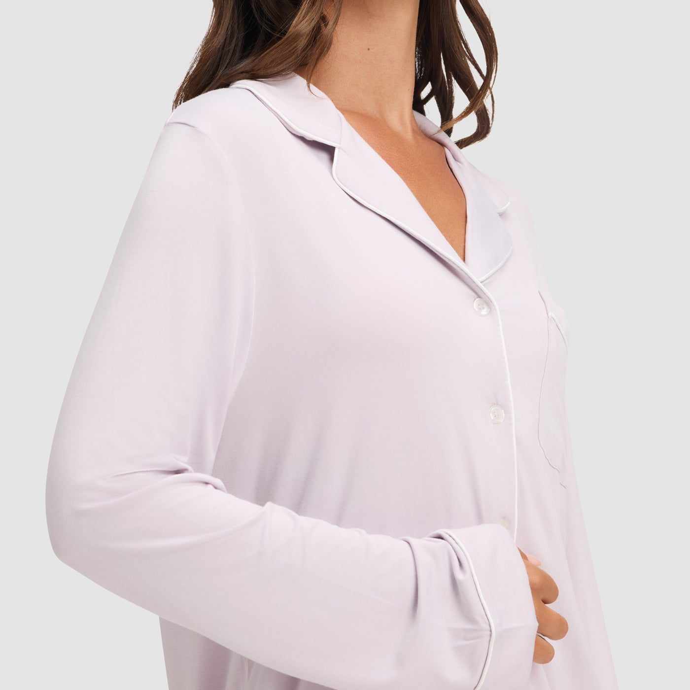 Lilac@woman wearing lilac cozy earth pajamas