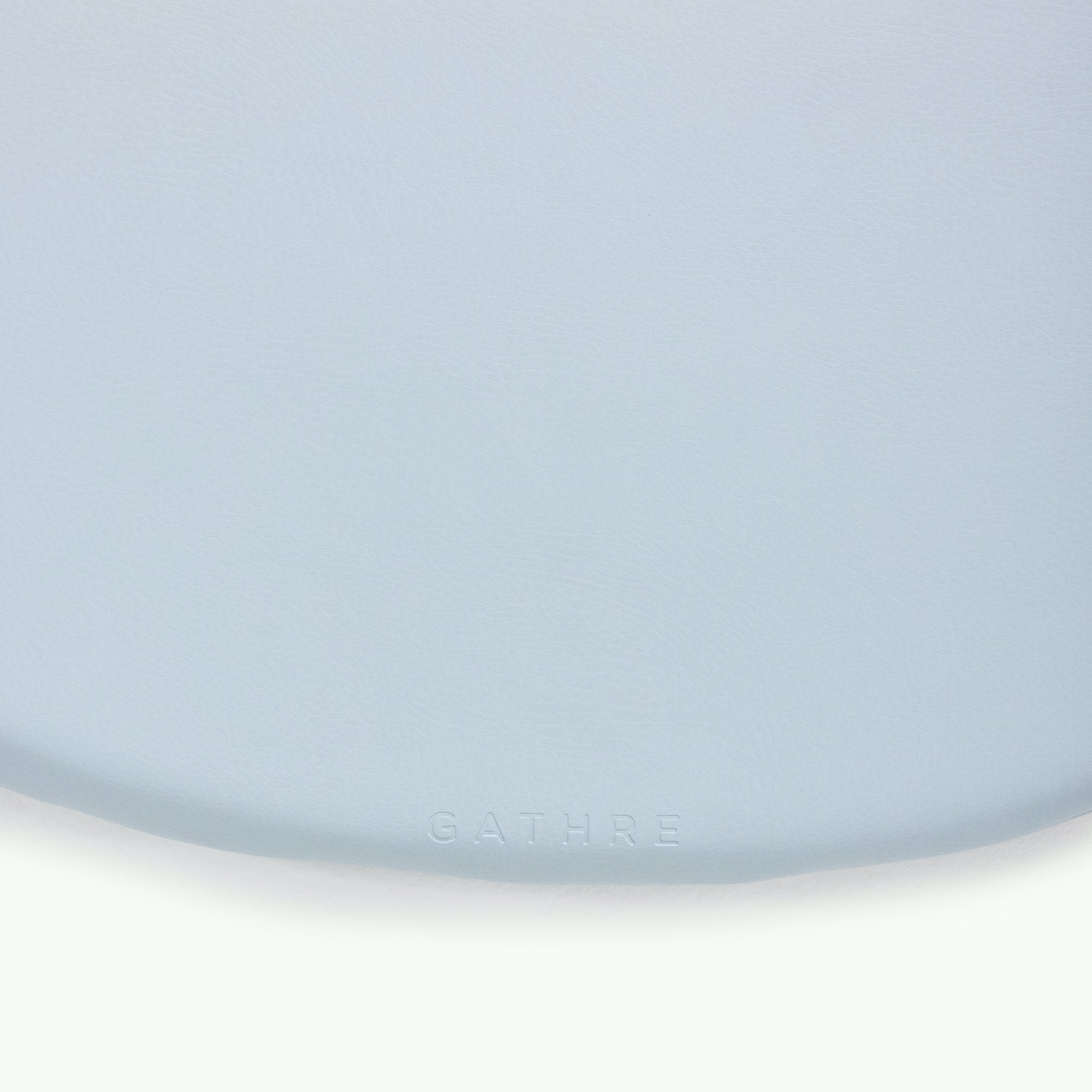 Beau / Circle@Gathre deboss detail on Beau Padded Mini Circle