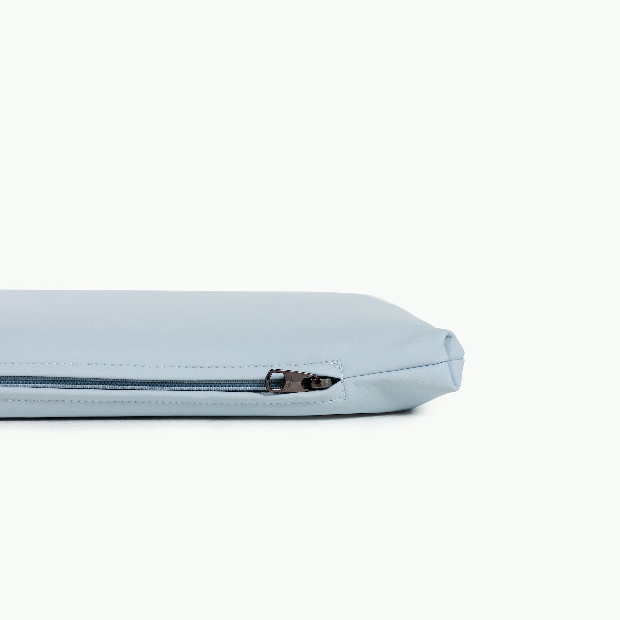 Beau@Zipper on Beau padded micro+