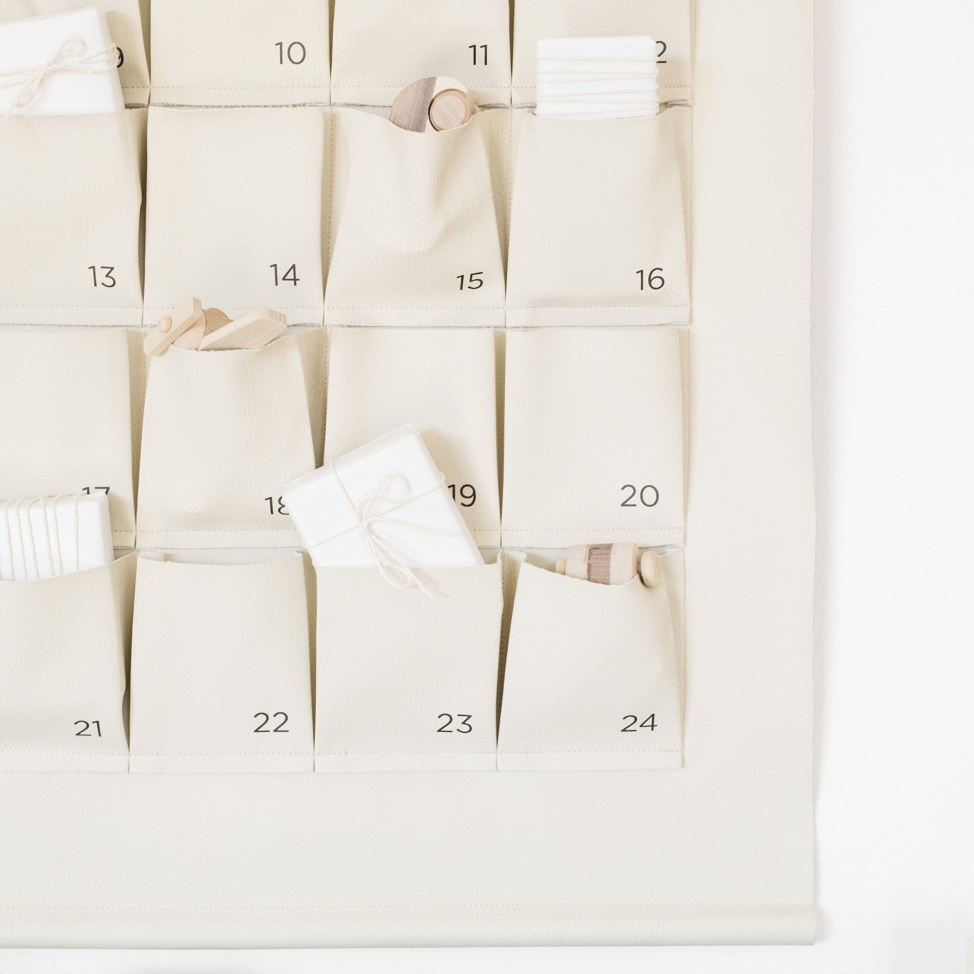 Ivory@Deboss detail of the Small Ivory Advent Calendar