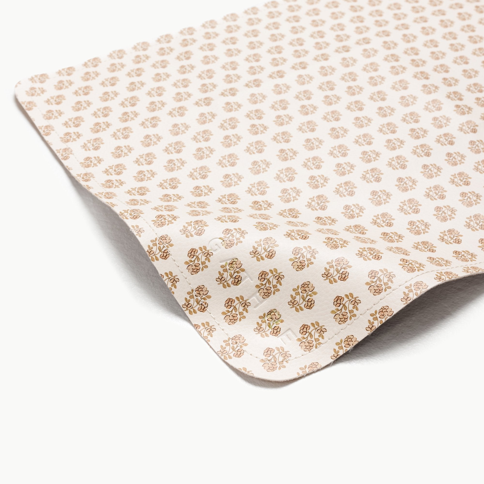 Bloom (on sale)@Gathre deboss on the Bloom Micro+ Mat