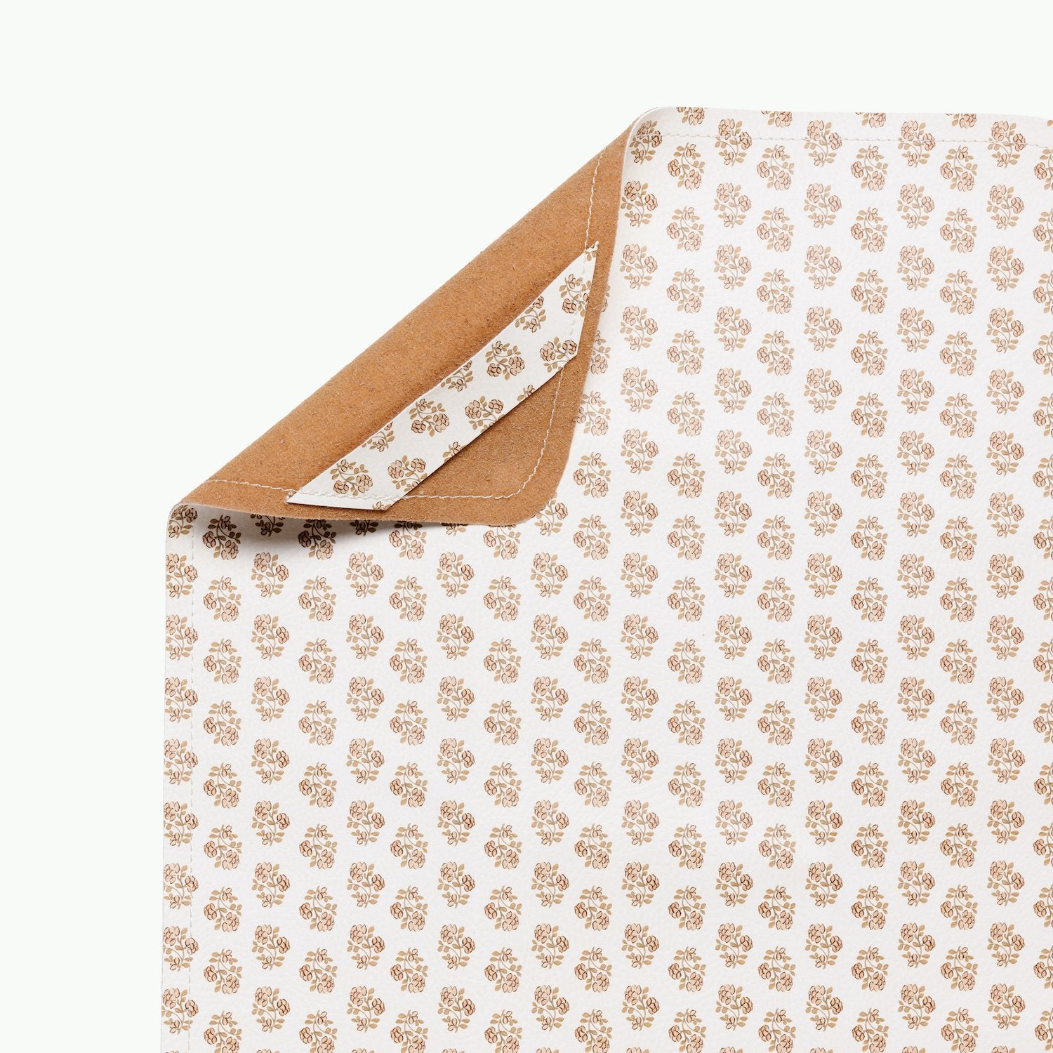 Bloom (on sale)@folded corner on bloom tablecloth