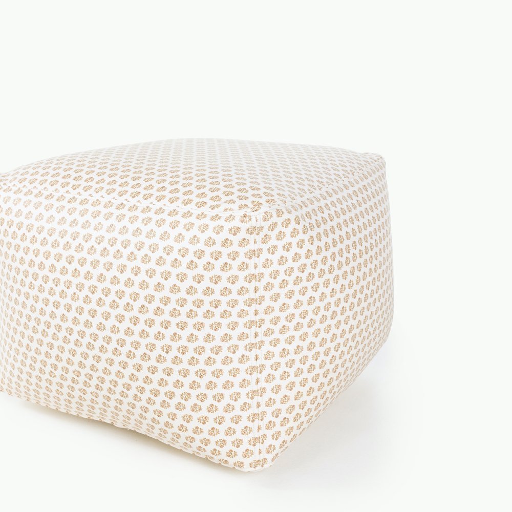 Bloom (on sale)@Bloom Square Pouf