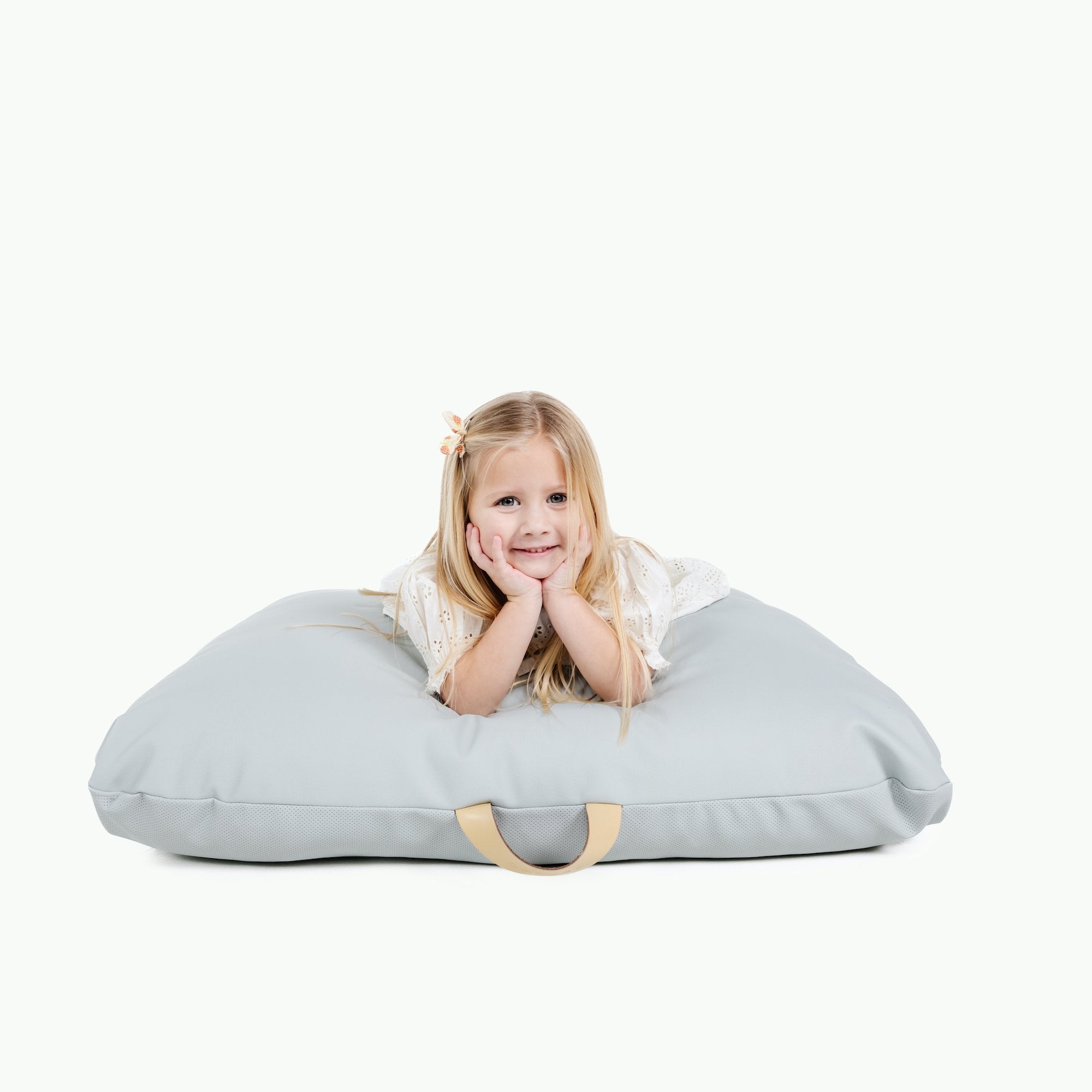 Dawn (on sale) / Square@Kid laying the Dawn Square Floor Cushion