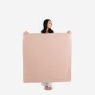 Tulle (on sale)@woman holding the tulle mini mat
