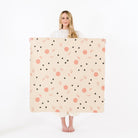 Fruity (on sale)@Woman holding the Fruity Mini Mat