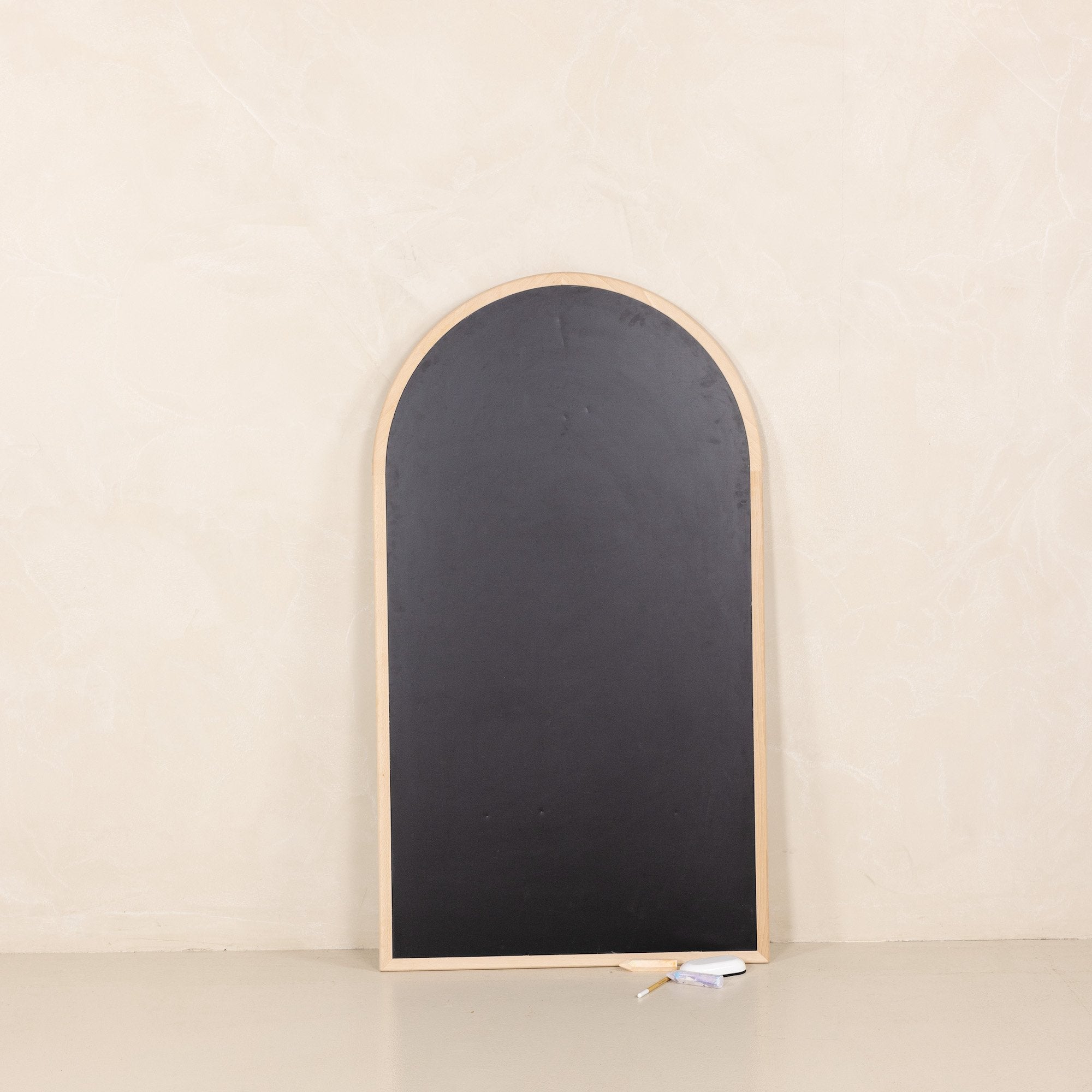Beech@chalkboard side of the arched chalkboard
