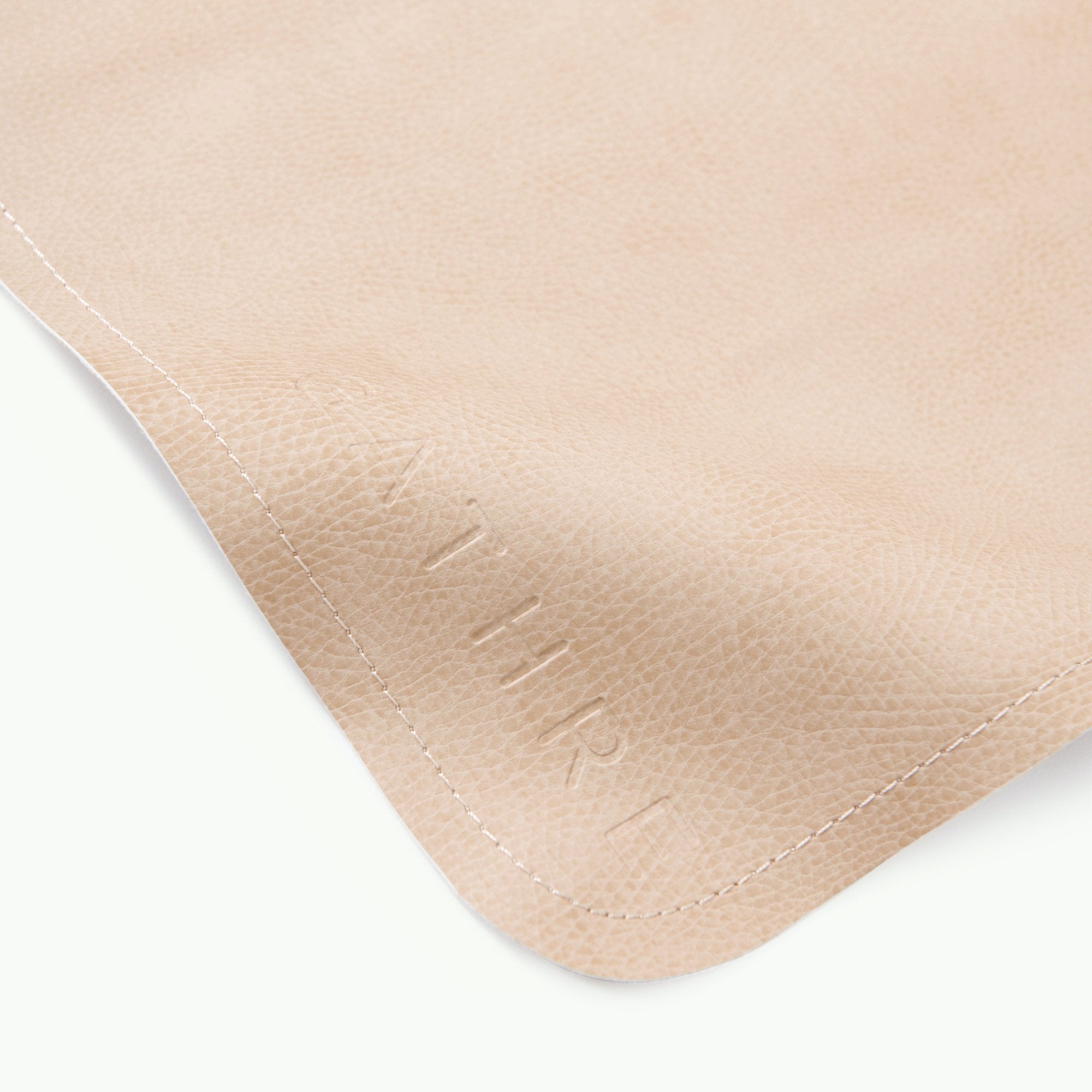 Untanned (on sale)@Gathre deboss detail on the Untanned Midi Mat