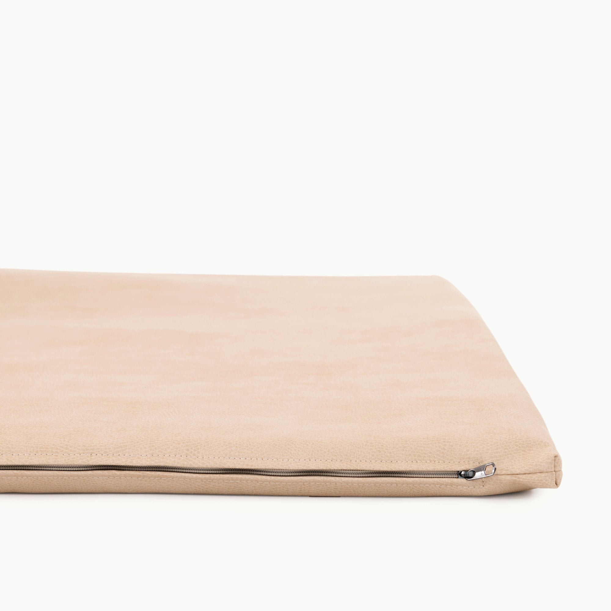 Untanned (on sale)@Zipper on Untanned Padded Micro+