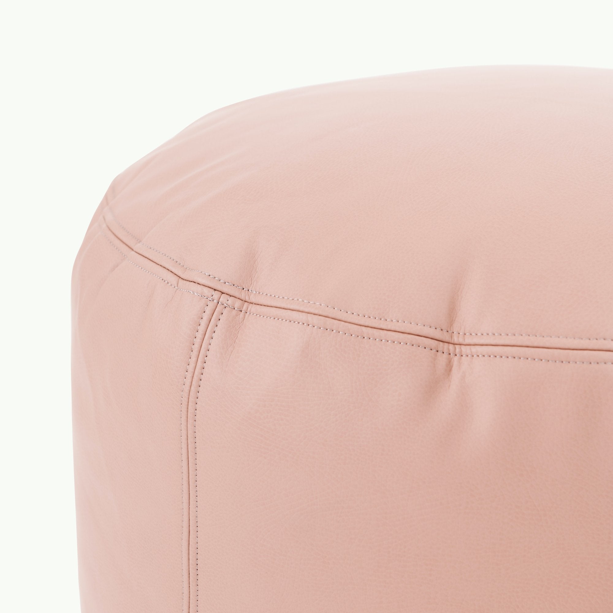Sienna (on sale)@Seams on the Sienna Circle Pouf