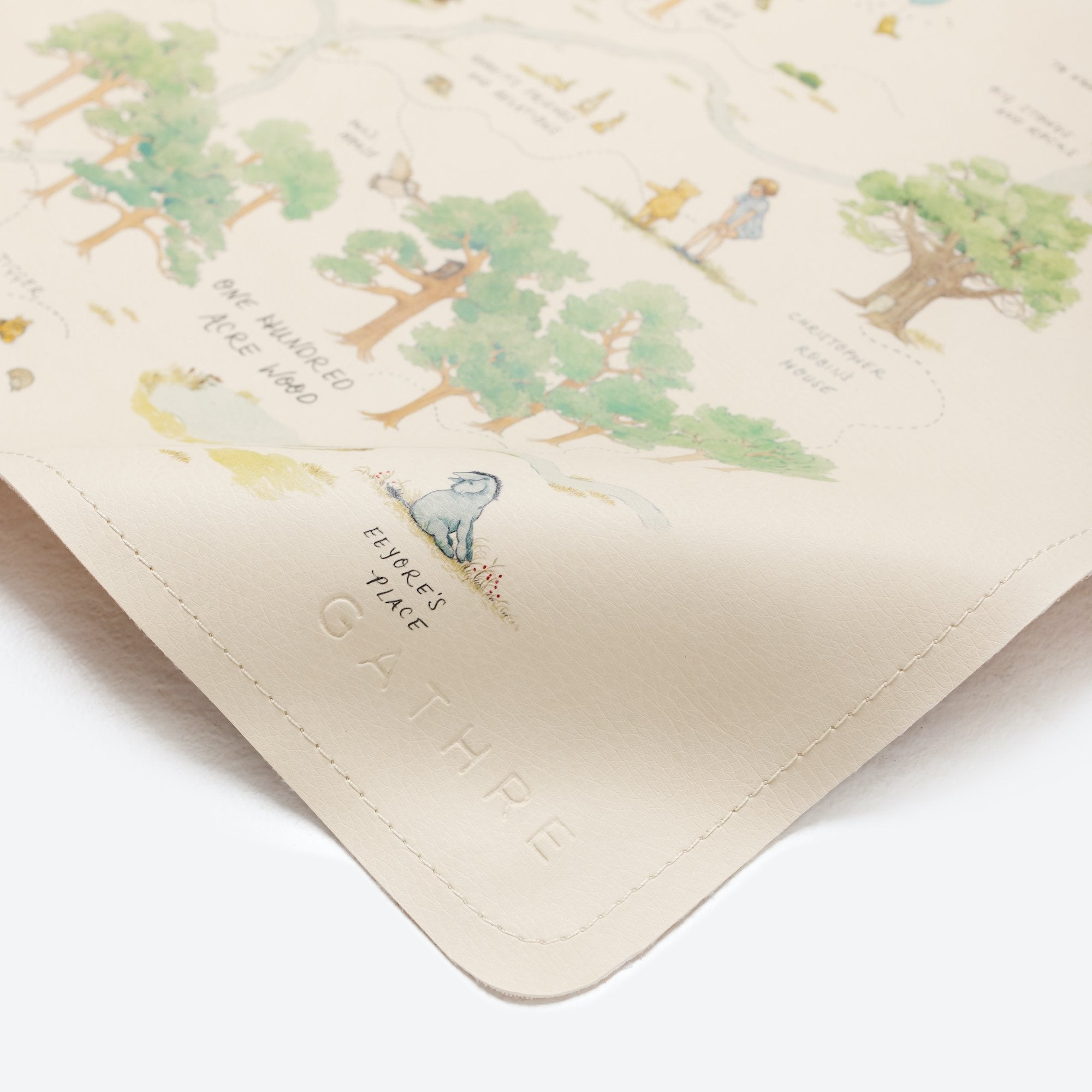 Hundred Acre Wood (on sale)@Gathre deboss on the Hundred Acre Wood Midi+ Mat
