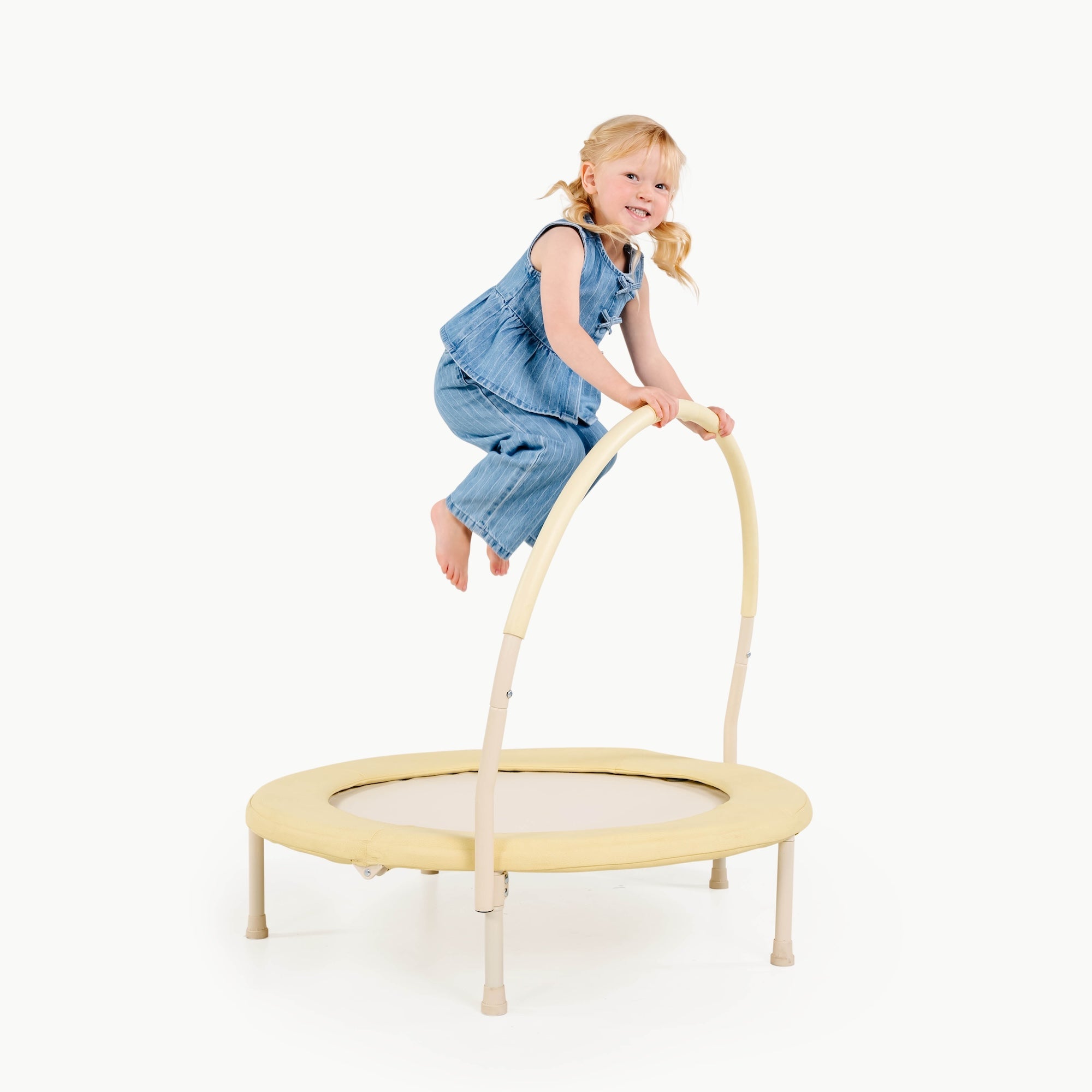 Mellow@Indoor trampoline for toddlers and young kids designed for everyday play at home