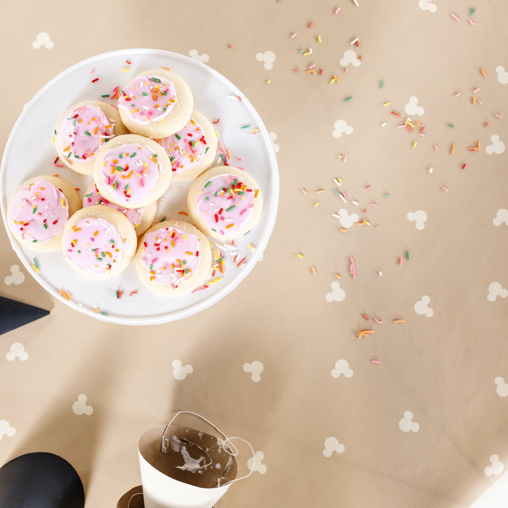 Mickey Mouse (on sale)@Overhead Mickey Mouse Tablecloth on table