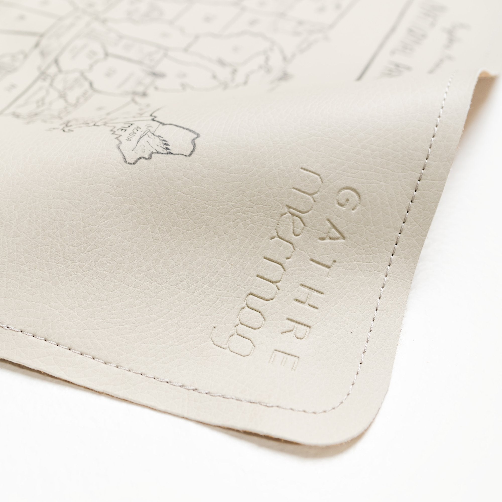 National Parks (on sale)@Gathre deboss detail on the National Parks Midi+ Mat