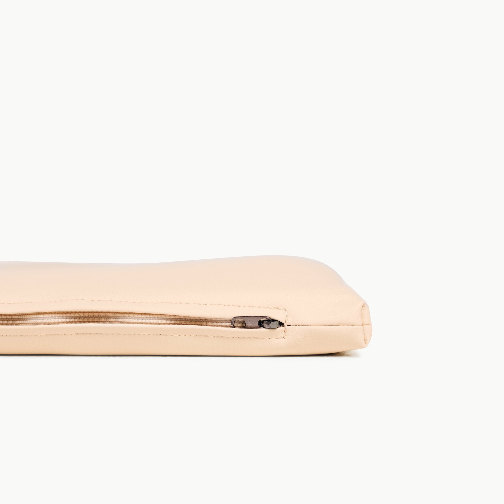 Petal (on sale)@zipper on the petal padded micro+