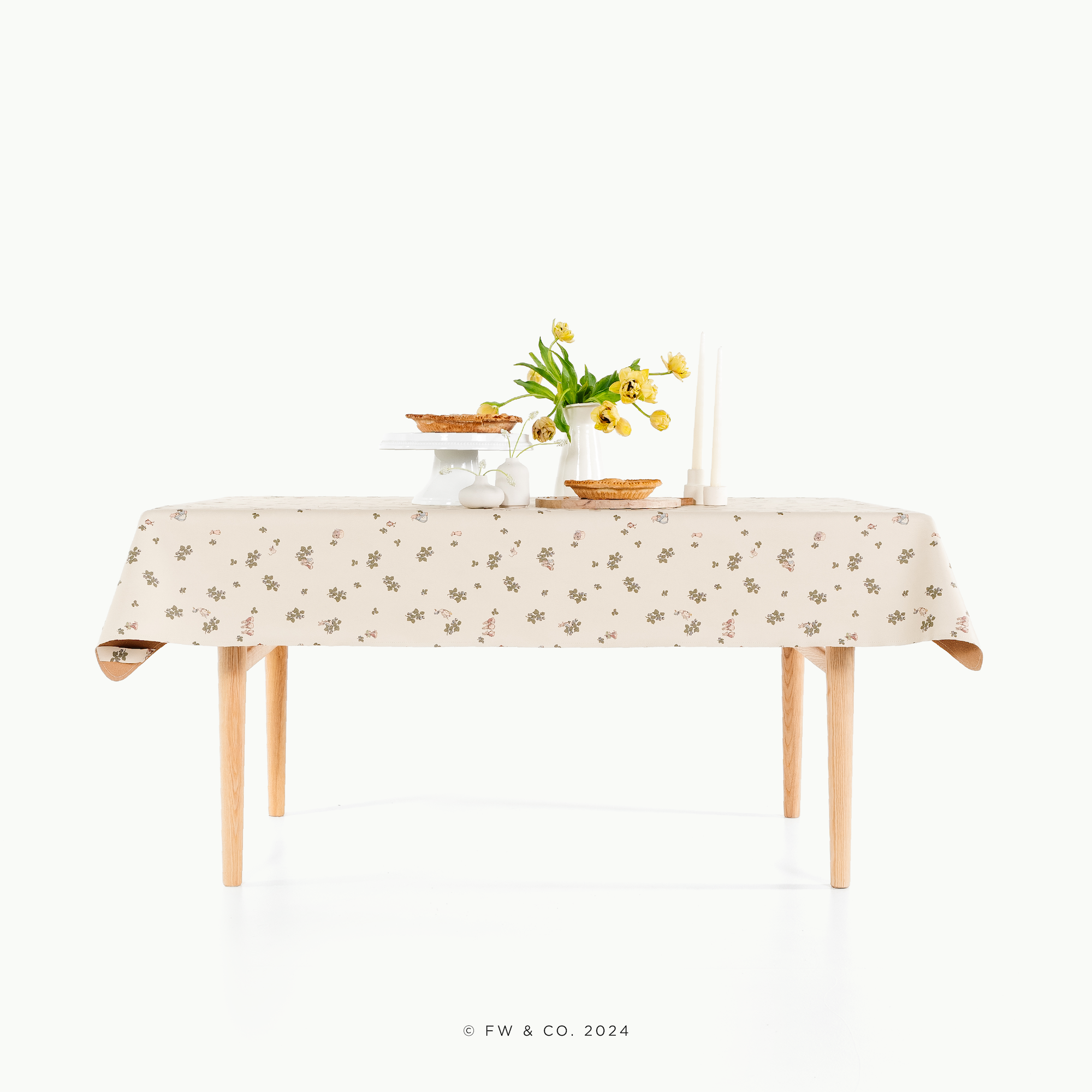 Peter Rabbit™@detail image of Peter Rabbit™ tablecloth