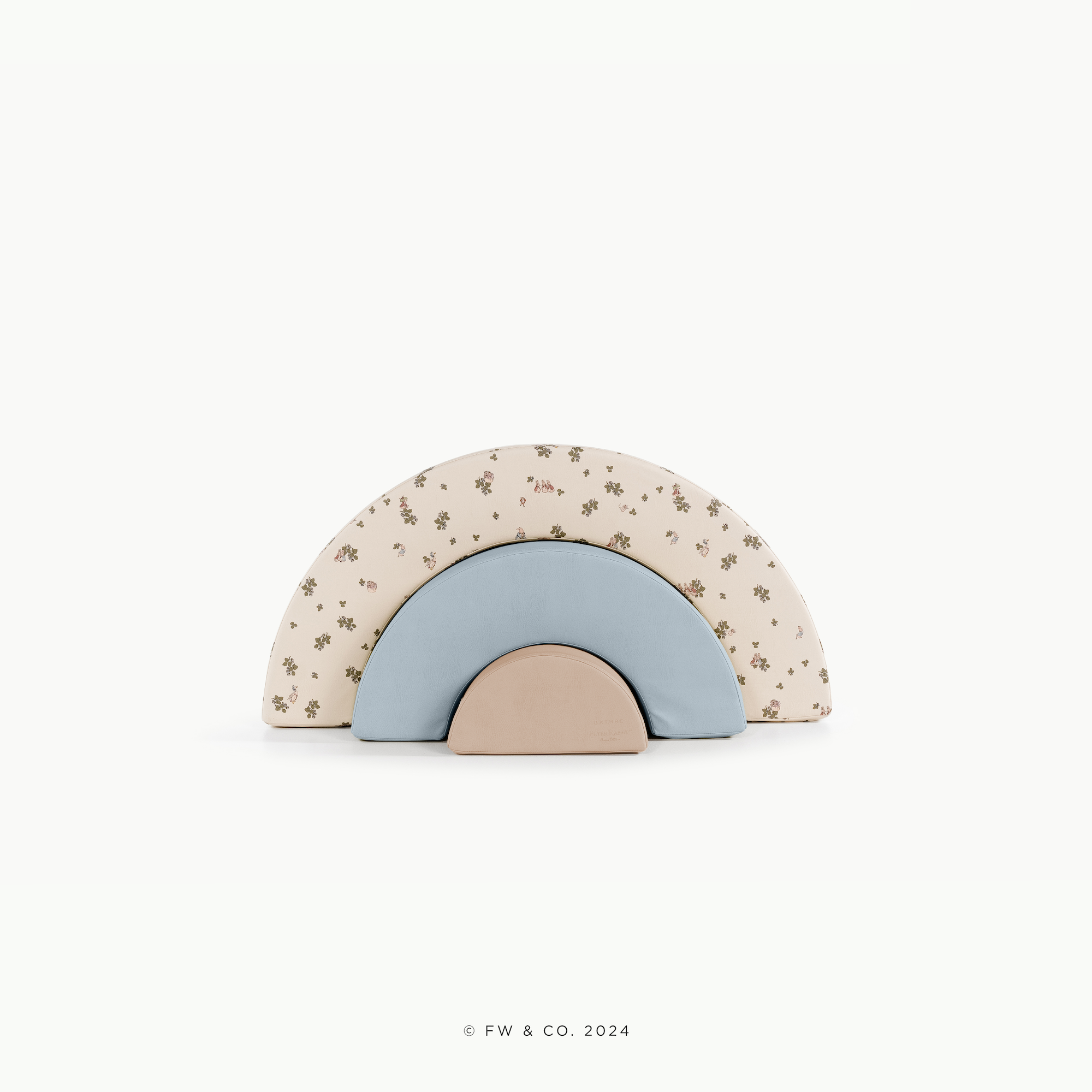 Peter Rabbit™ • Our Beatrix Blue • Millet (on sale)@details of arc playset