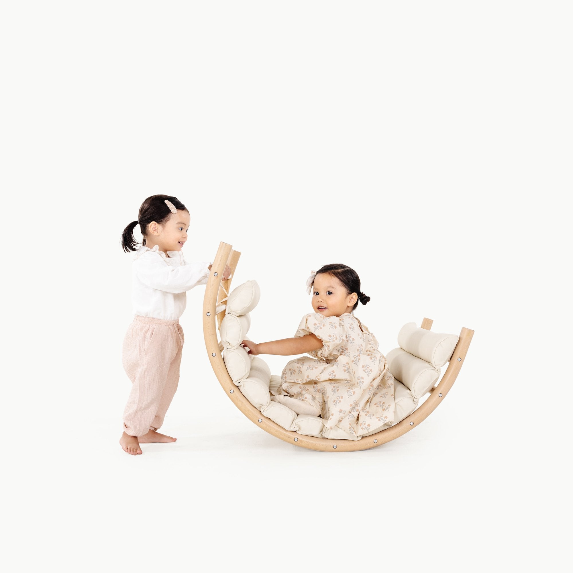 Ivory@Kids playing with the Play Gym + Play Gym Pillow