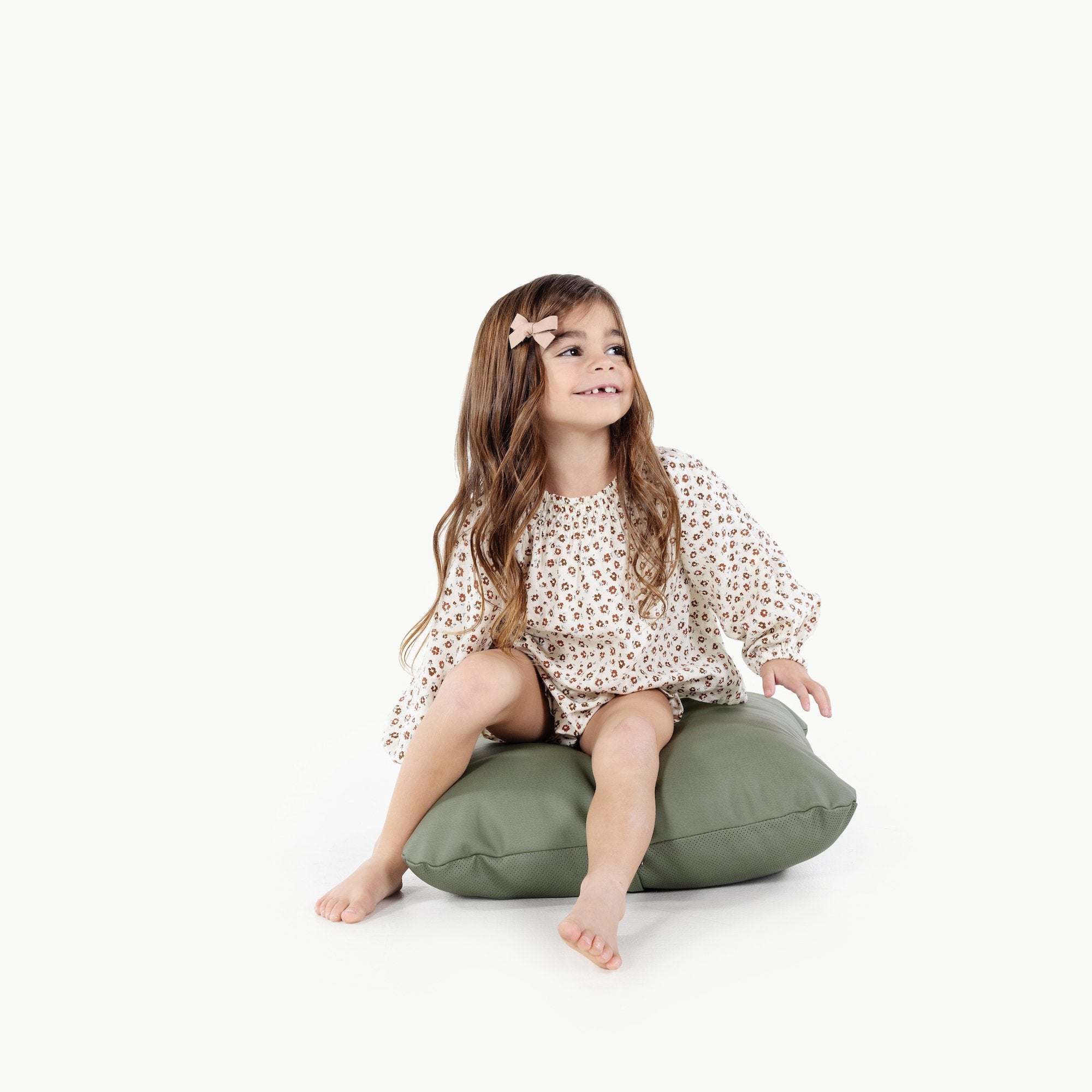 Thyme / Square@Kid sitting on the Thyme Mini Square Floor Cushion