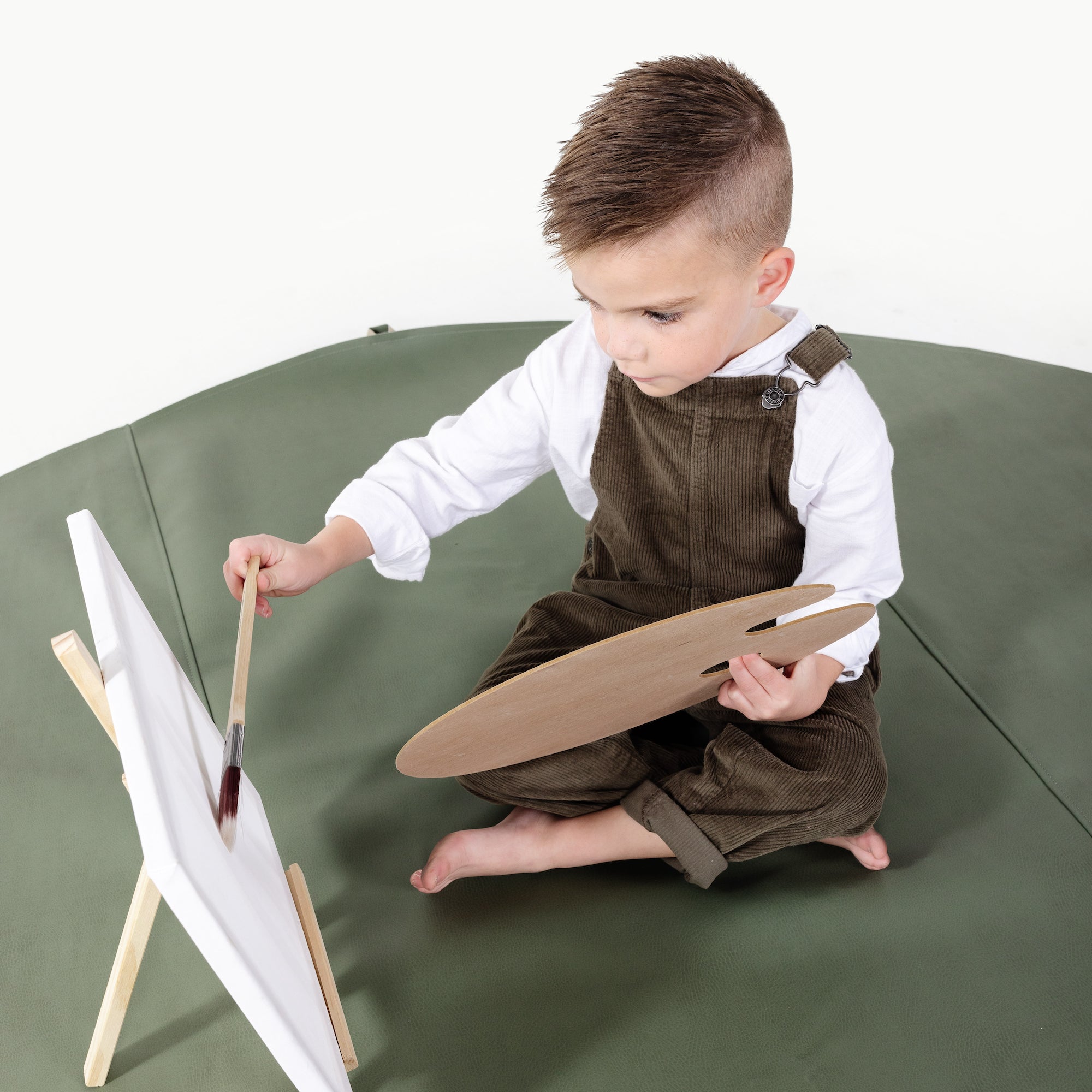 Thyme / Circle@Kid playing on the Thyme Maxi Circle Mat