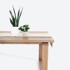 Blanc Scallop (on sale)@Blanc Scallop Table Runner on table